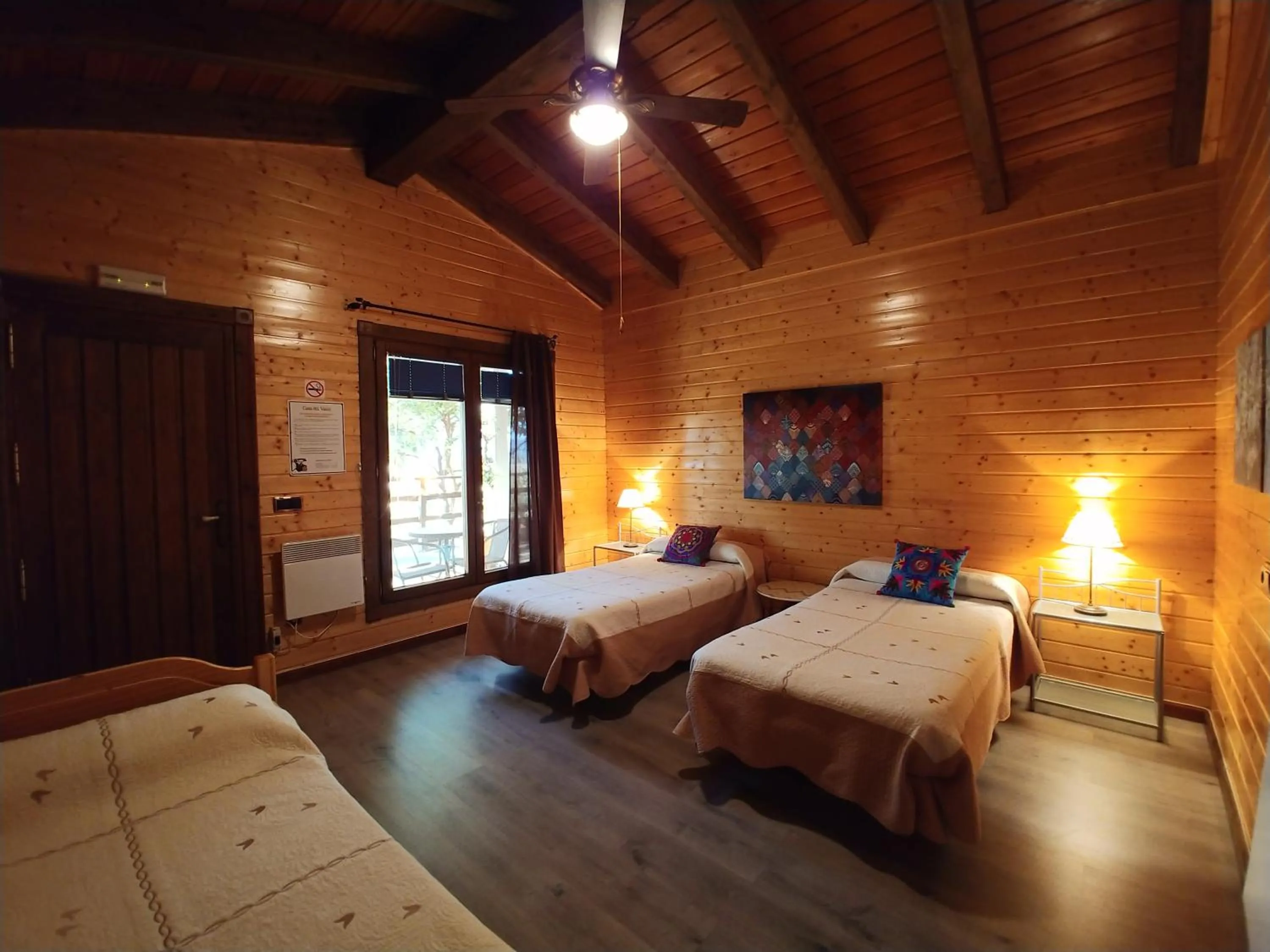 Photo of the whole room, Bed in Casa del Valle, Lodges