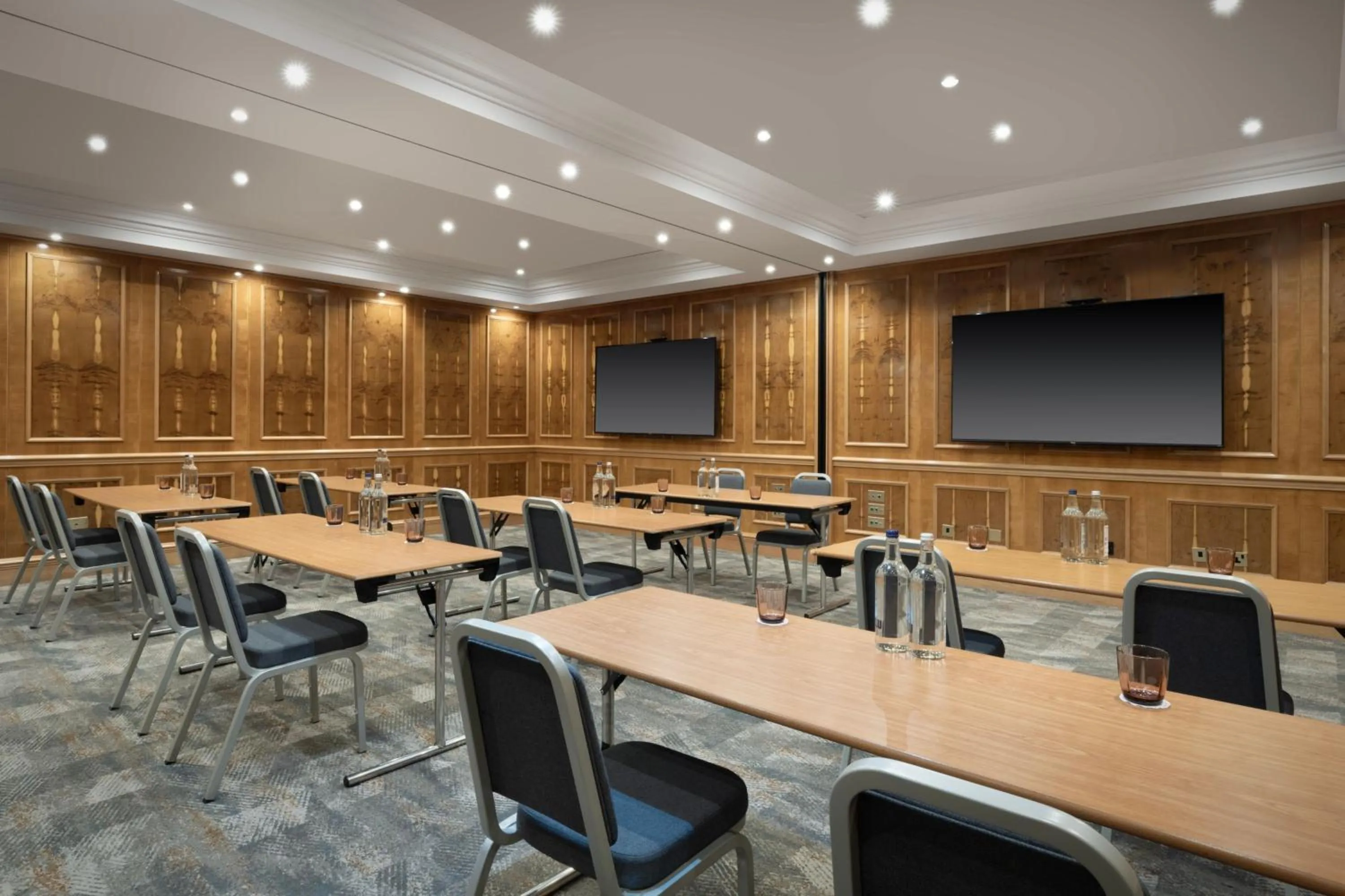 Meeting/conference room in Delta Hotels by Marriott Bristol City Centre
