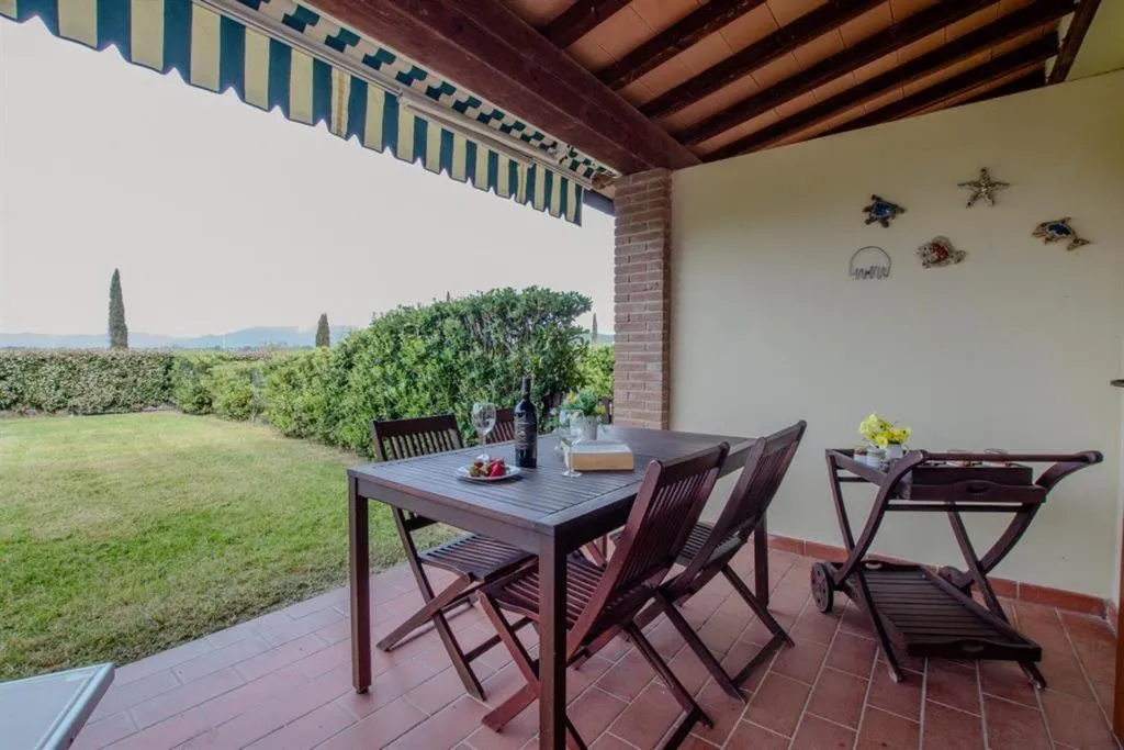 Patio in Residence Cernaia - Private Cottage