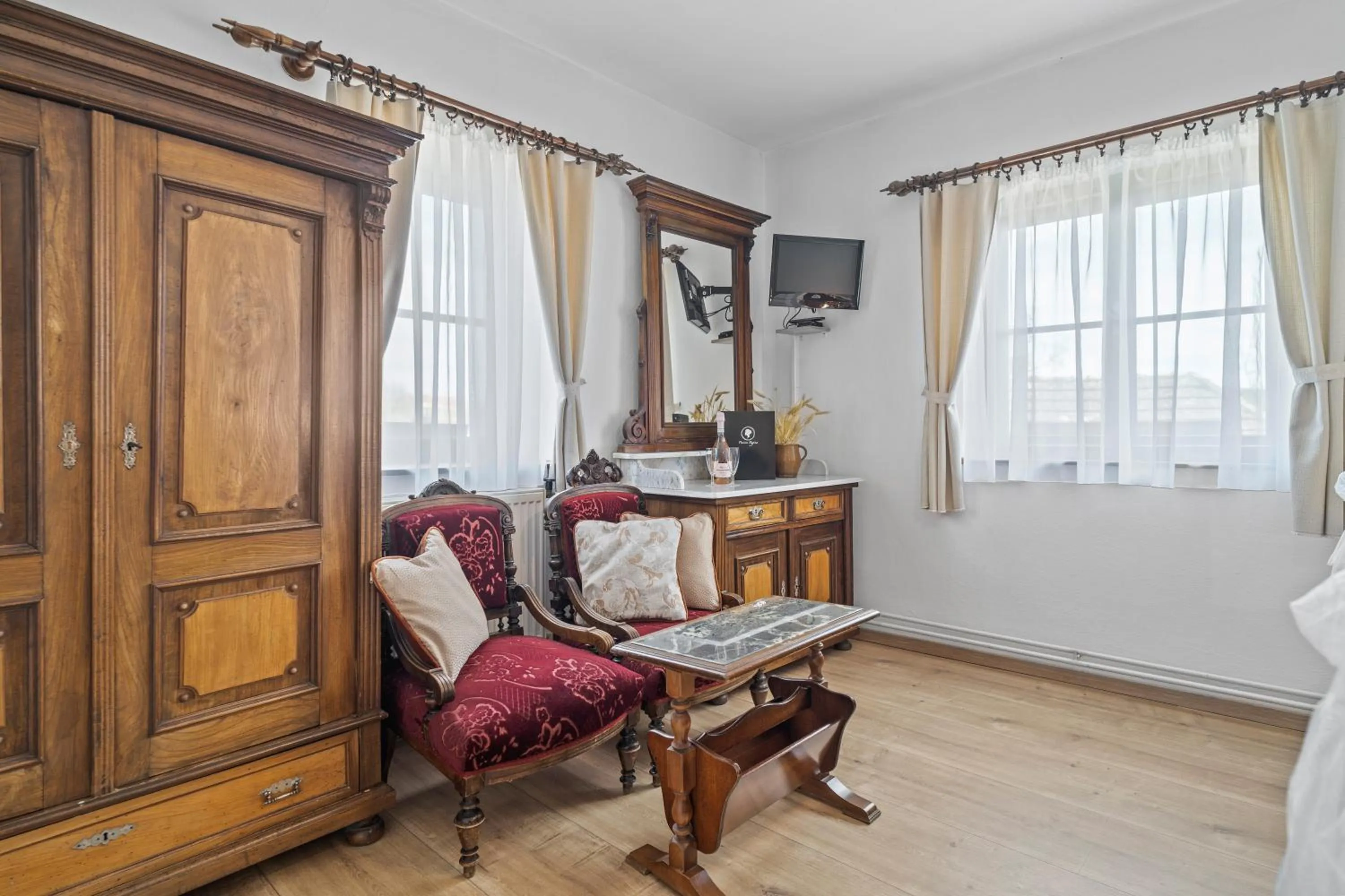 Bedroom in Pension Regina