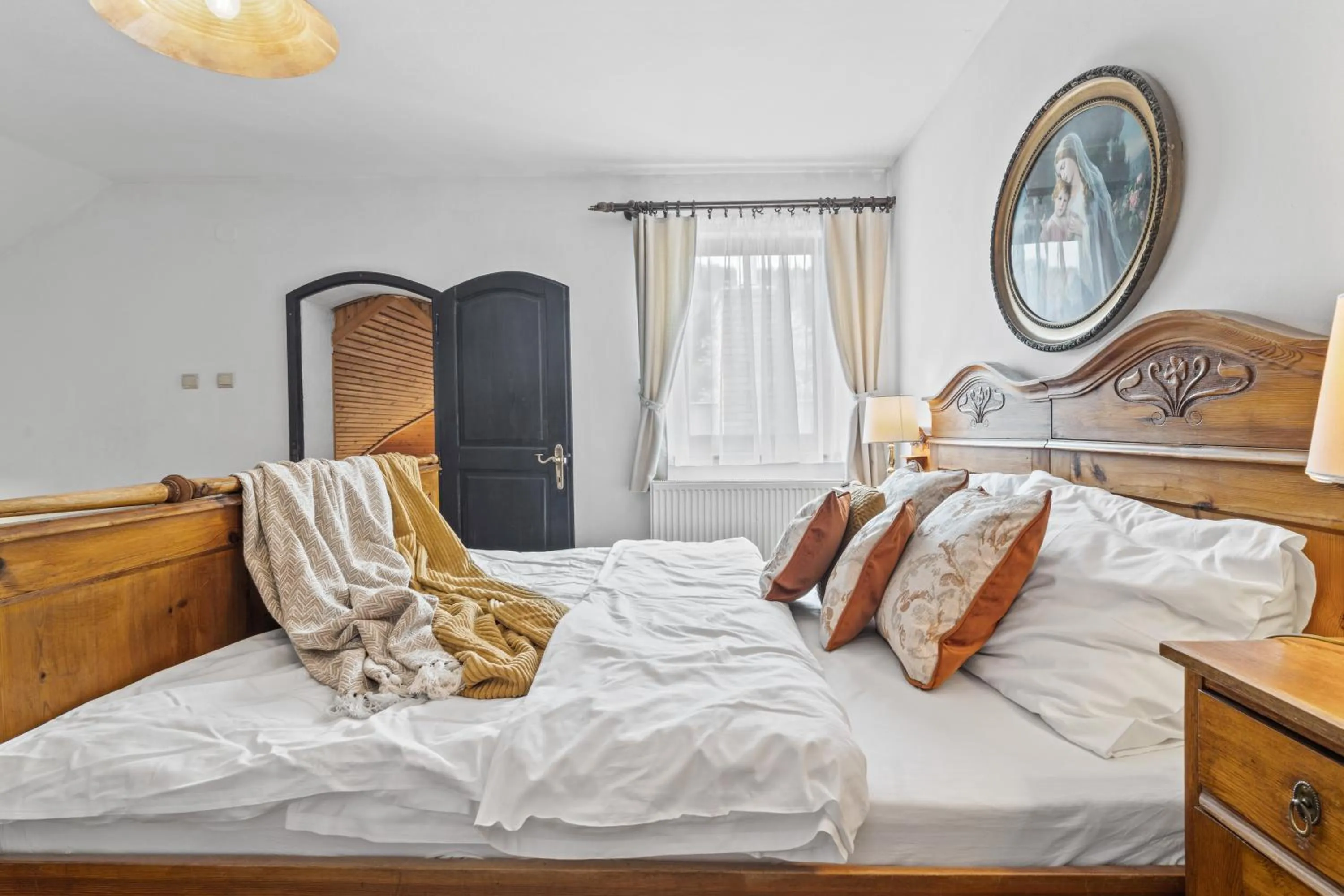 Bedroom, Bed in Pension Regina