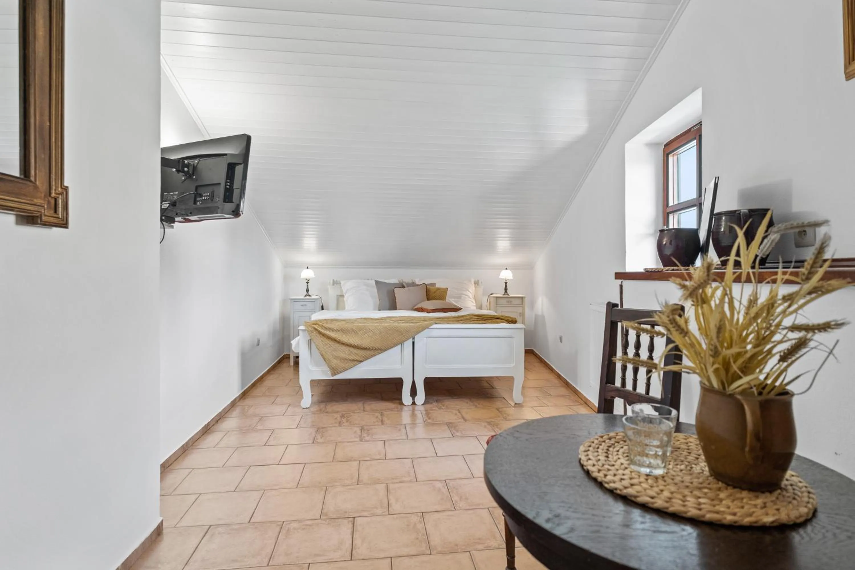 Bedroom, Bed in Pension Regina