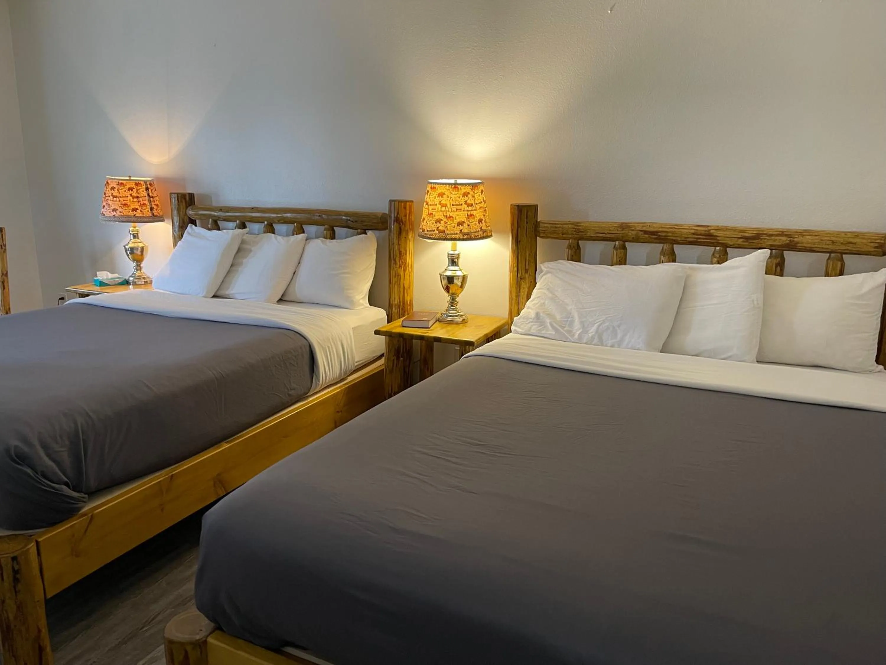 Bed in Kootenai Valley Motel