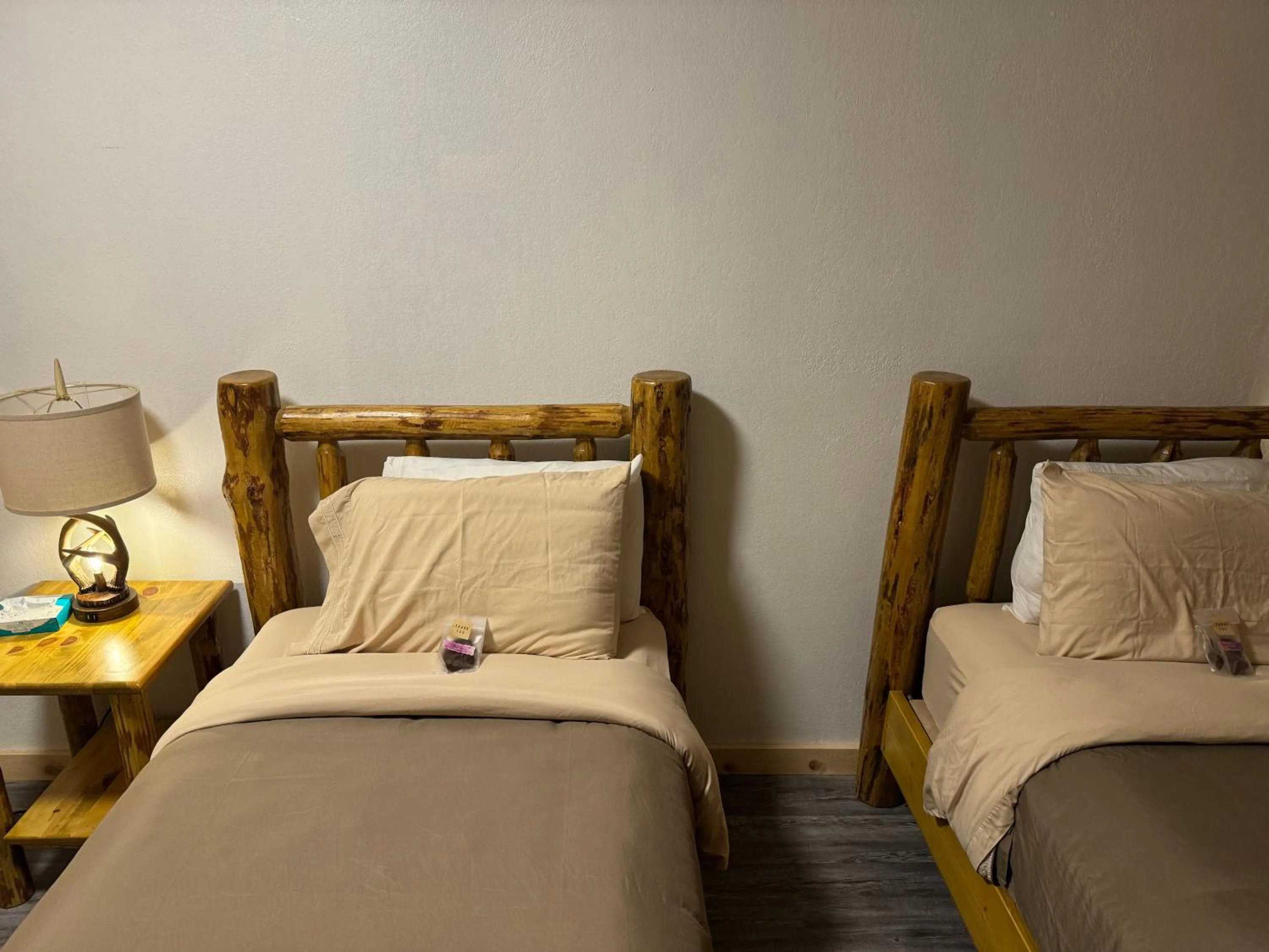 Bed in Kootenai Valley Motel