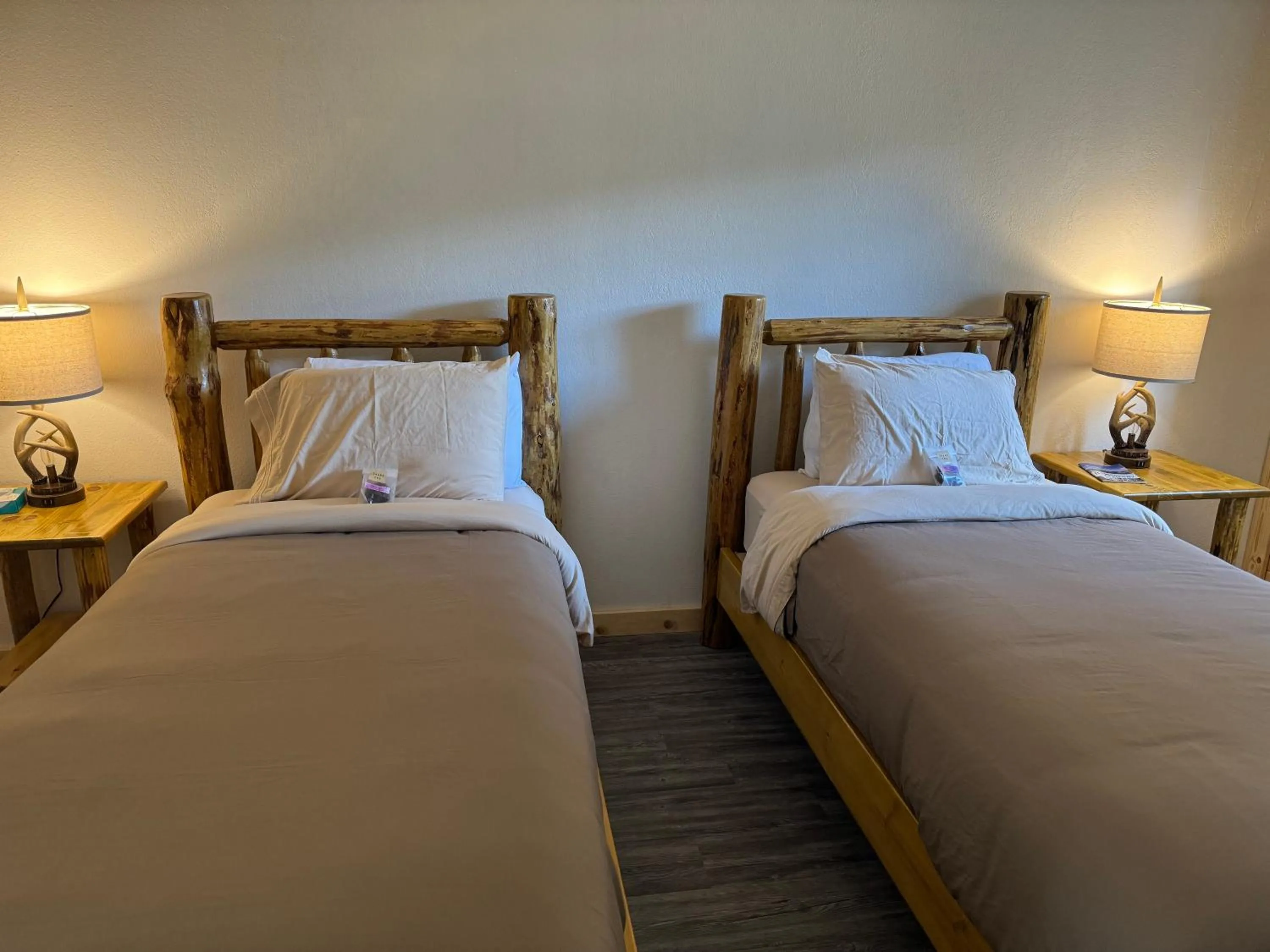 Bed in Kootenai Valley Motel