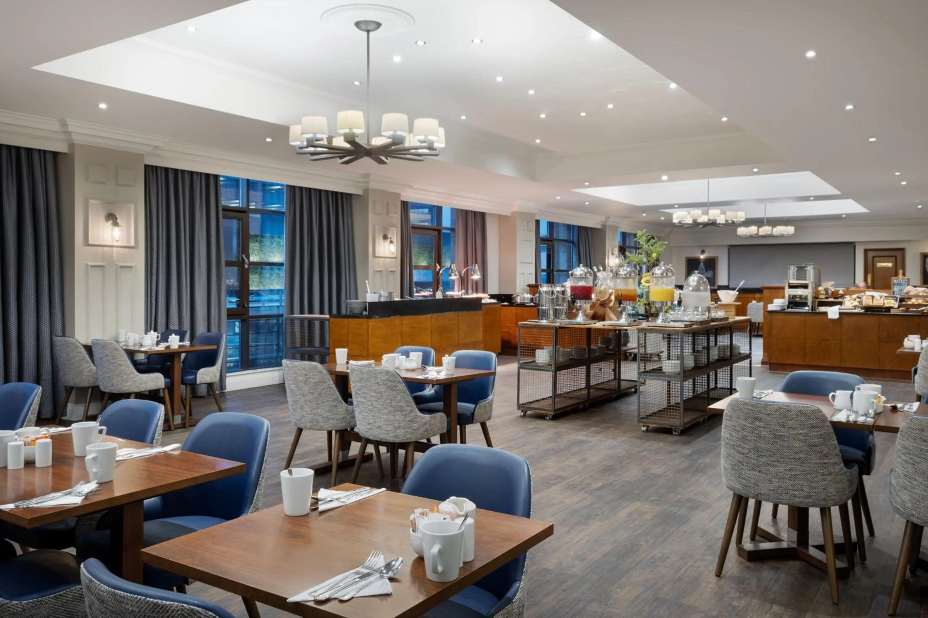 Swimming pool in Delta Hotels by Marriott Liverpool City Centre