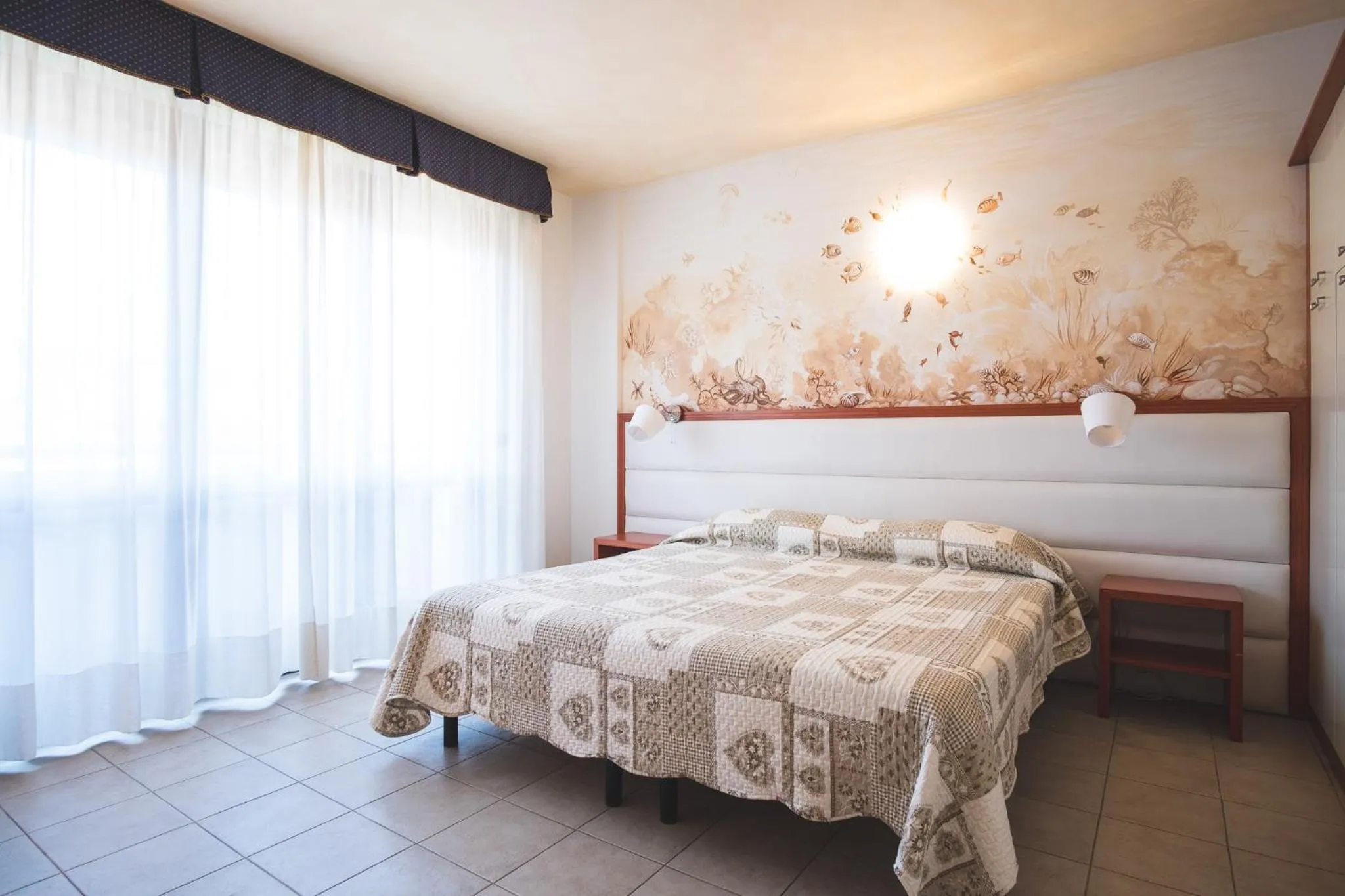 Bed in Beverly Park Residence