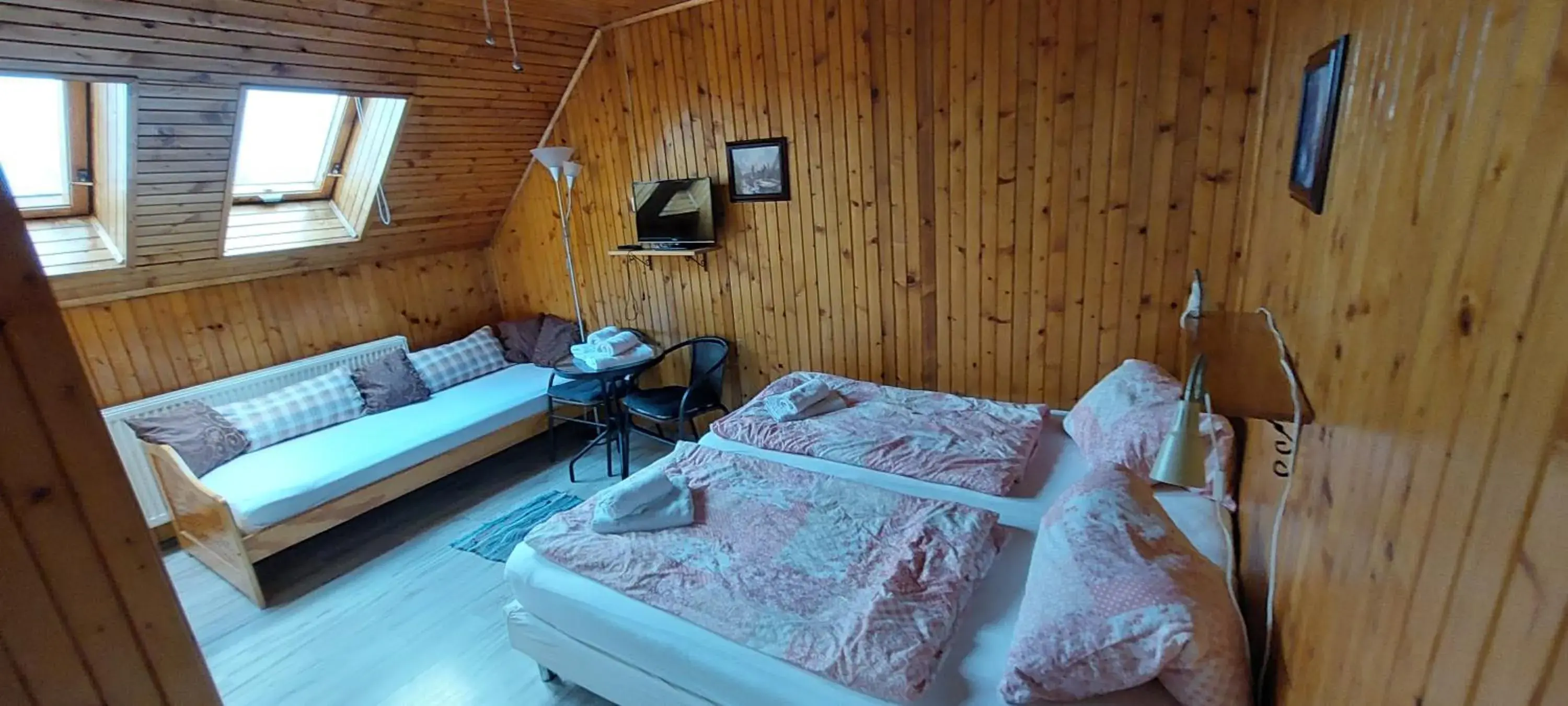 Triple Room in Penzion-Na Navsi Triple Room in Penzion-Na Navsi