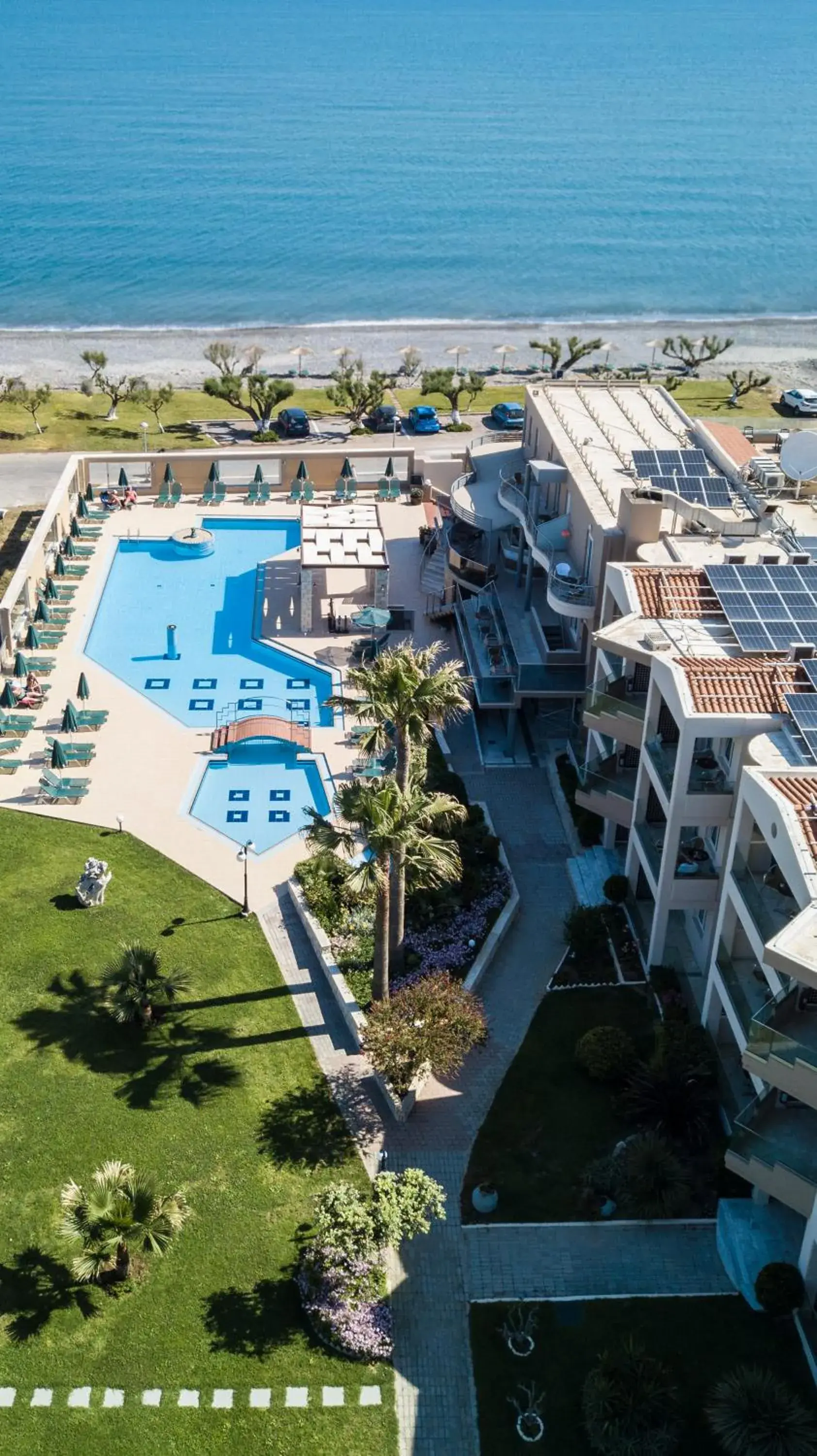 Property building in Maleme Mare Property building in Maleme Mare