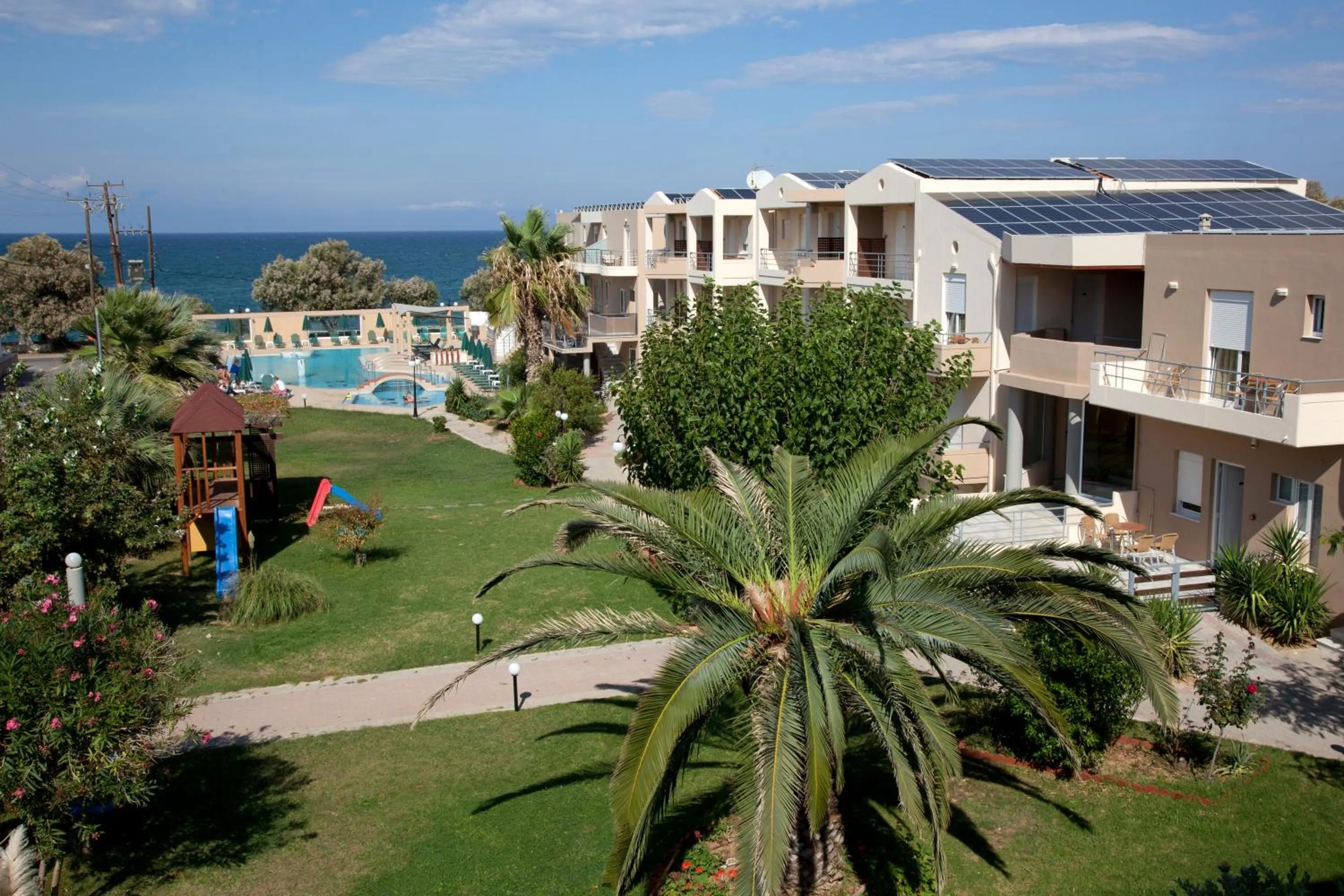 Garden view in Maleme Mare