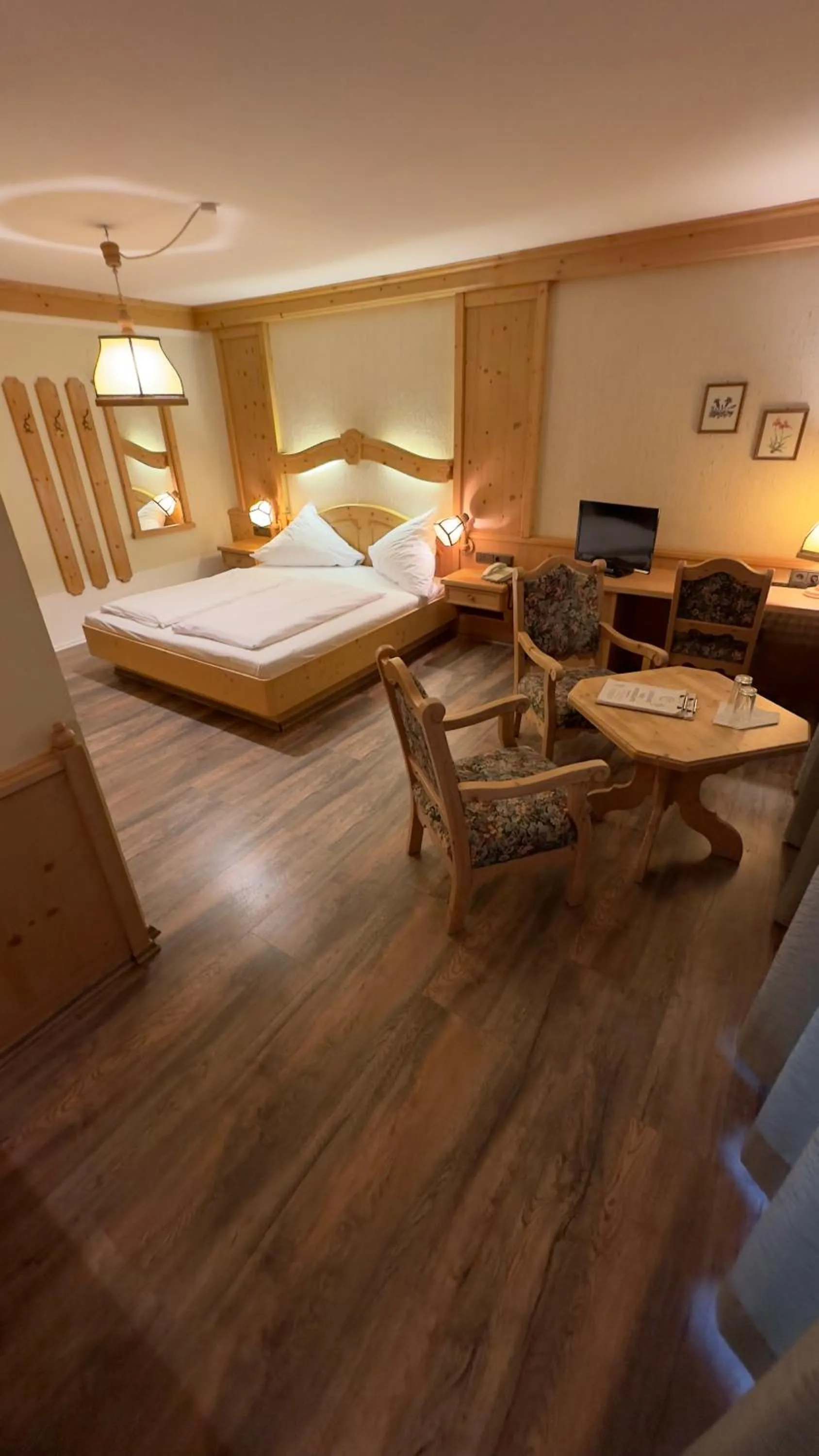 Bed in Hotel Alpenrose