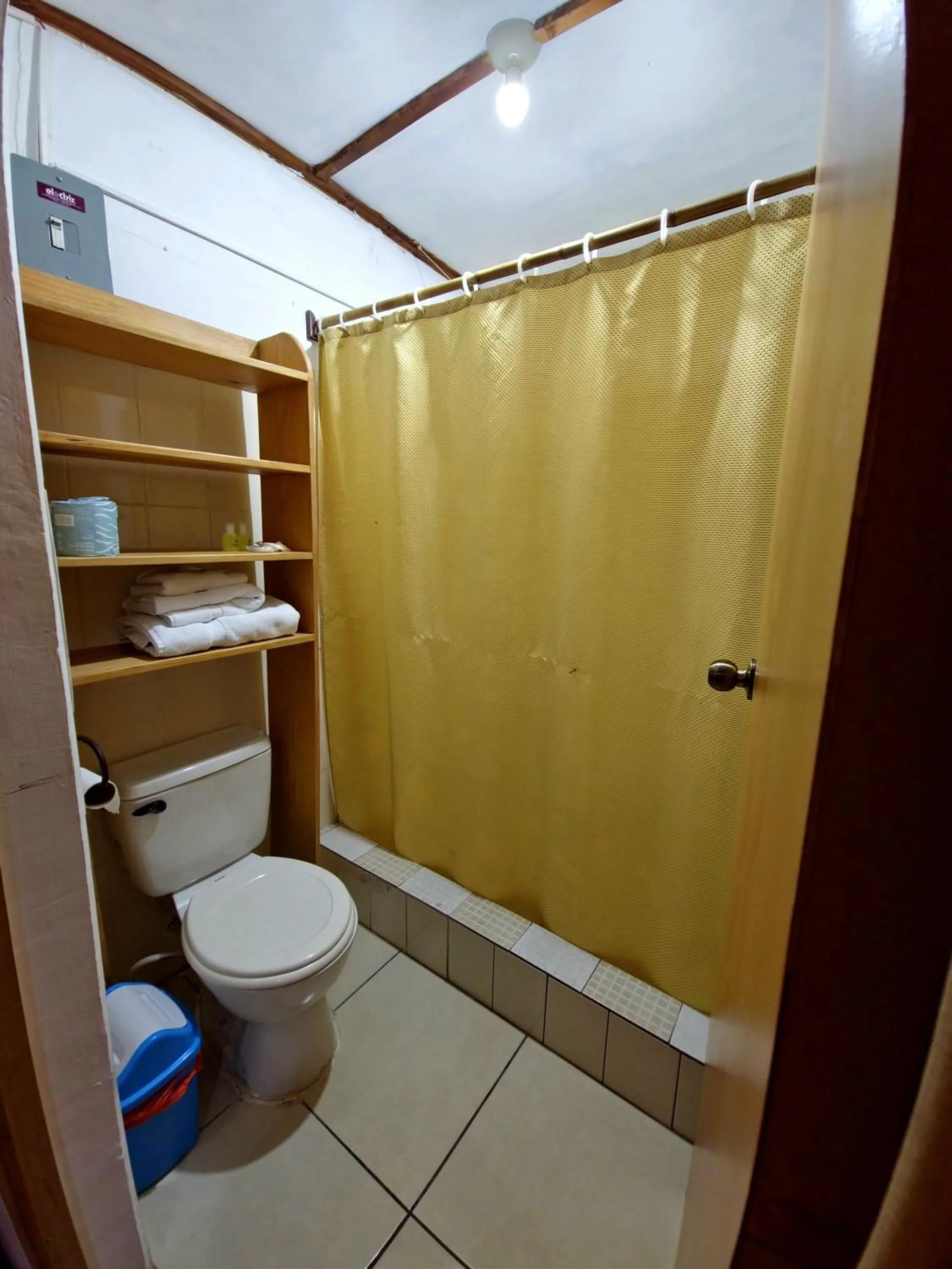 Shower in Eco Suites Uxlabil Guatemala