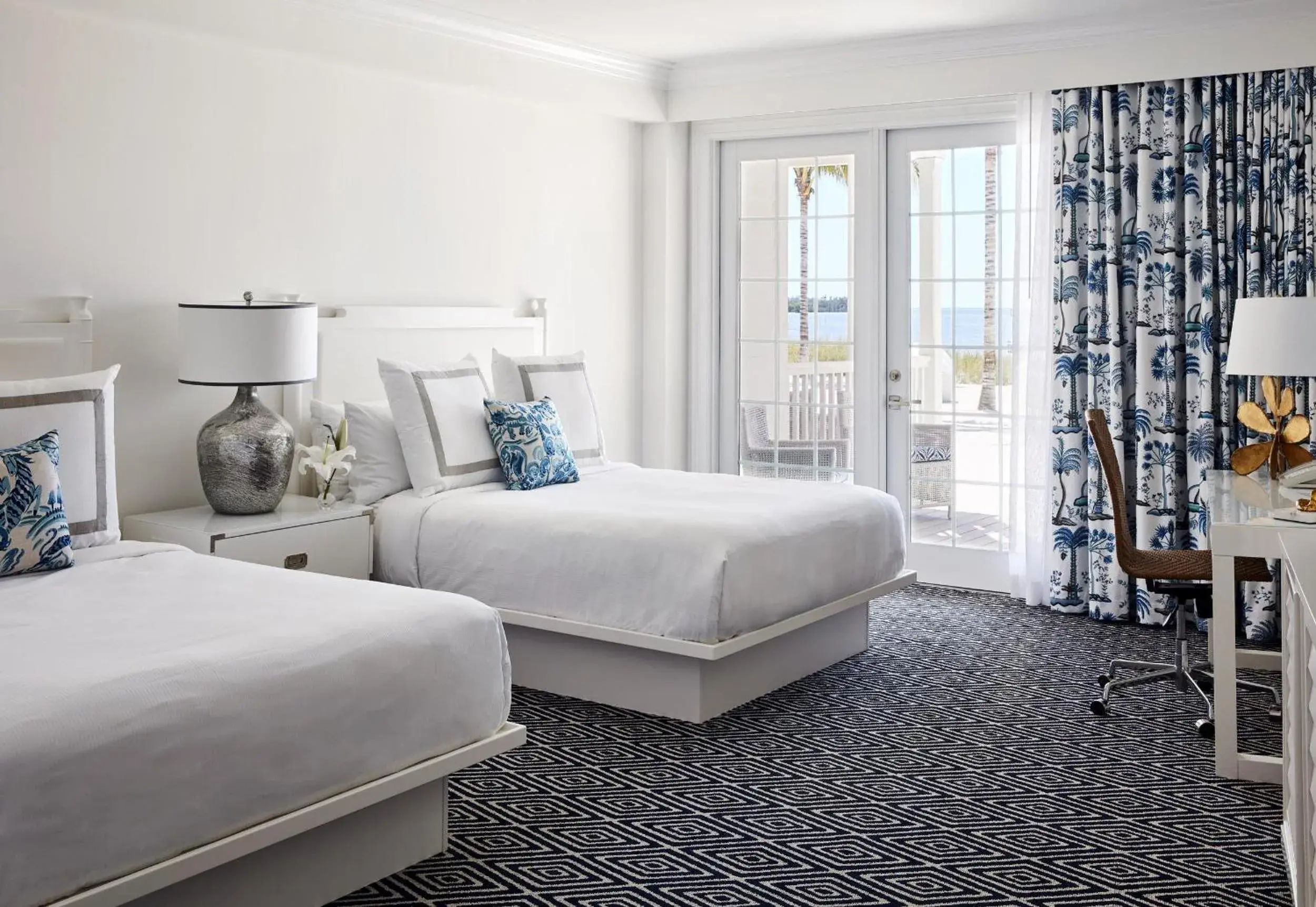 Bedroom, Bed in Isla Bella Beach Resort & Spa - Florida Keys Bedroom, Bed in Isla Bella Beach Resort & Spa - Florida Keys