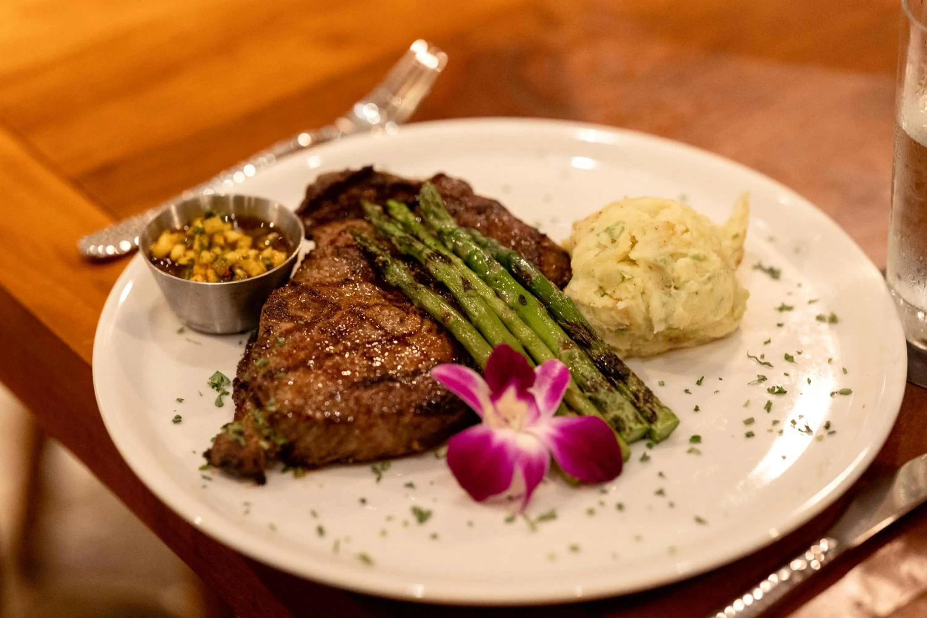 Restaurant/places to eat in Isla Bella Beach Resort & Spa - Florida Keys