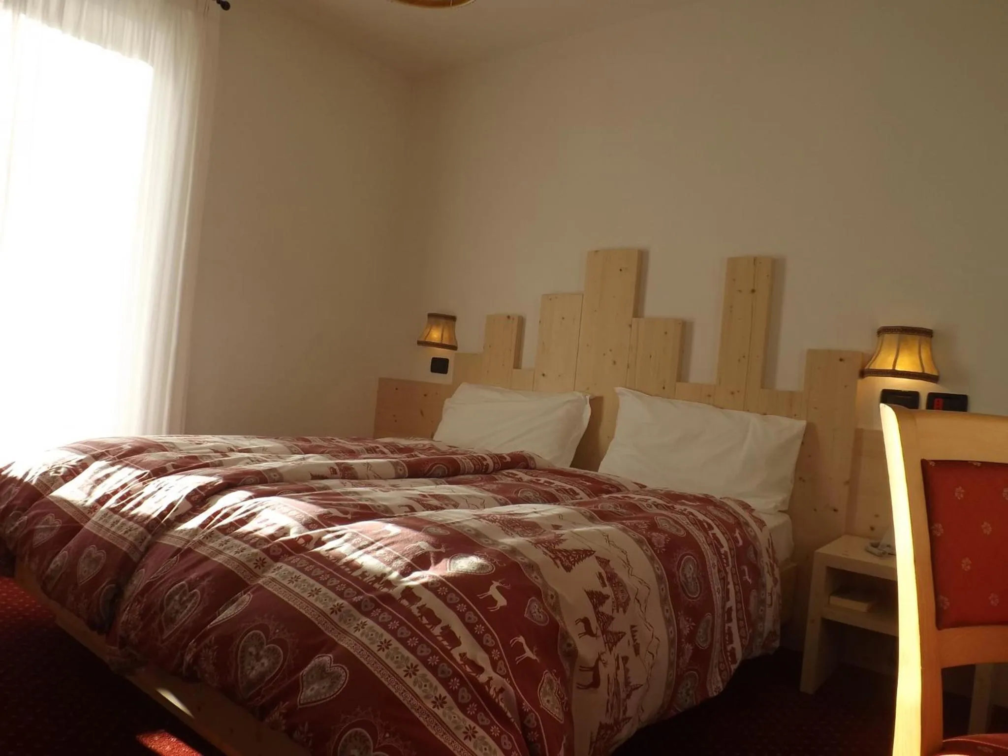 Photo of the whole room, Bed in Hotel Vigo