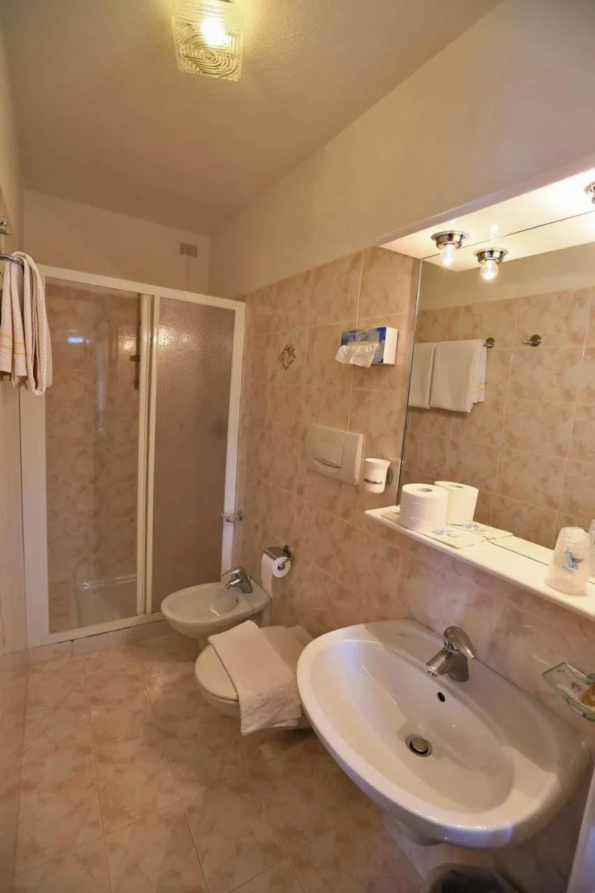 Bathroom in Hotel Vigo