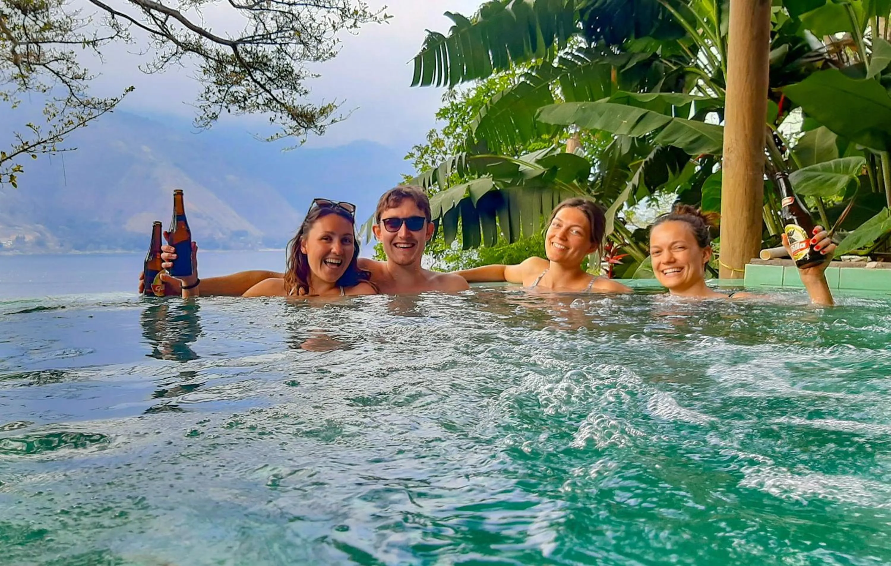 Hot Tub in Eco Hotel Uxlabil Atitlan