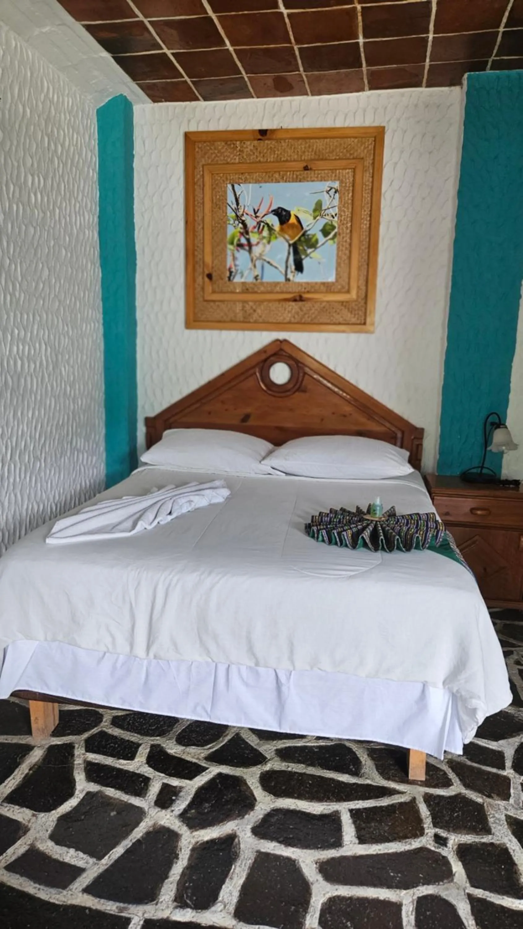 Bed in Eco Hotel Uxlabil Atitlan