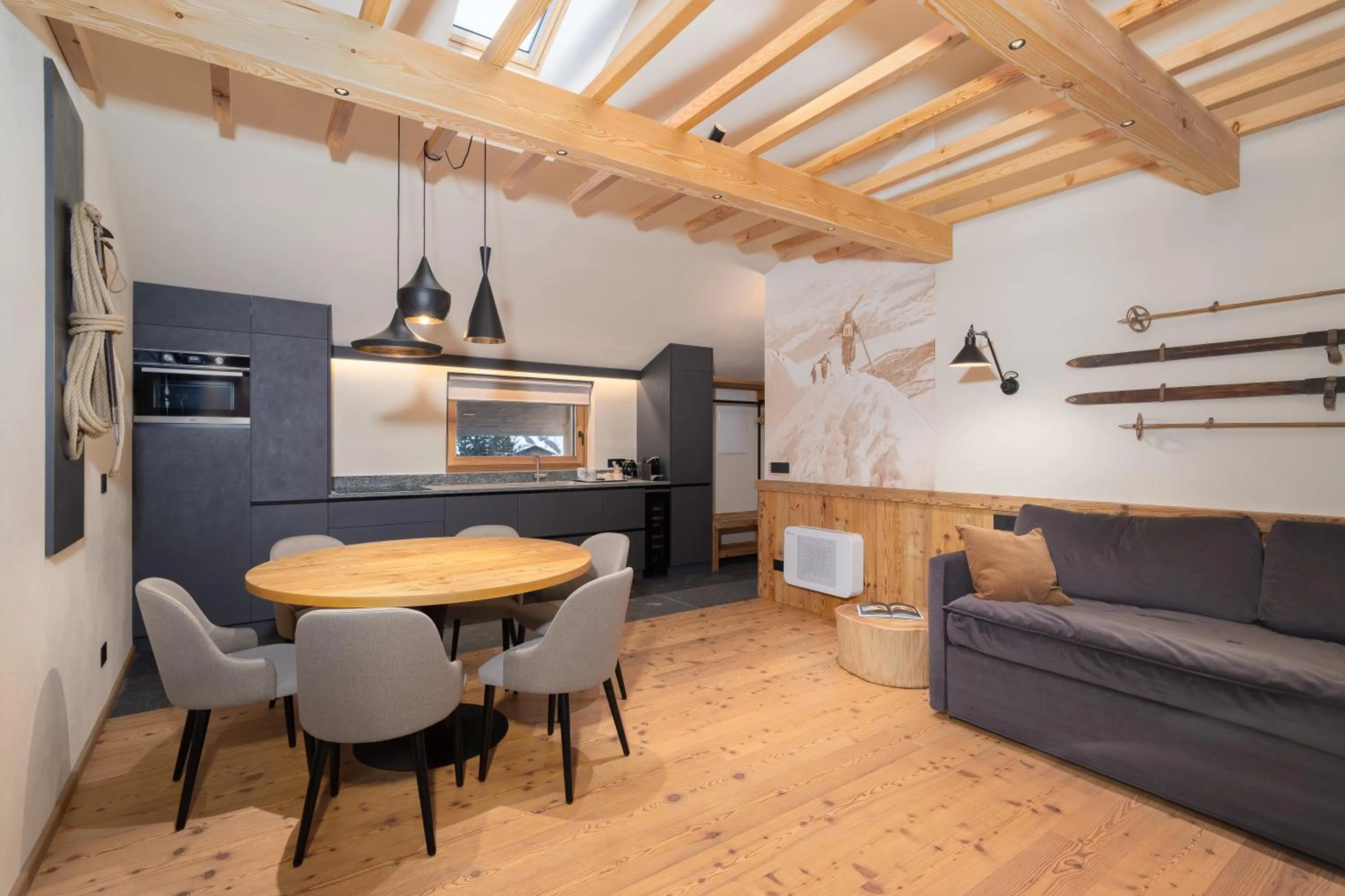 Living room in Breithorn Lodge