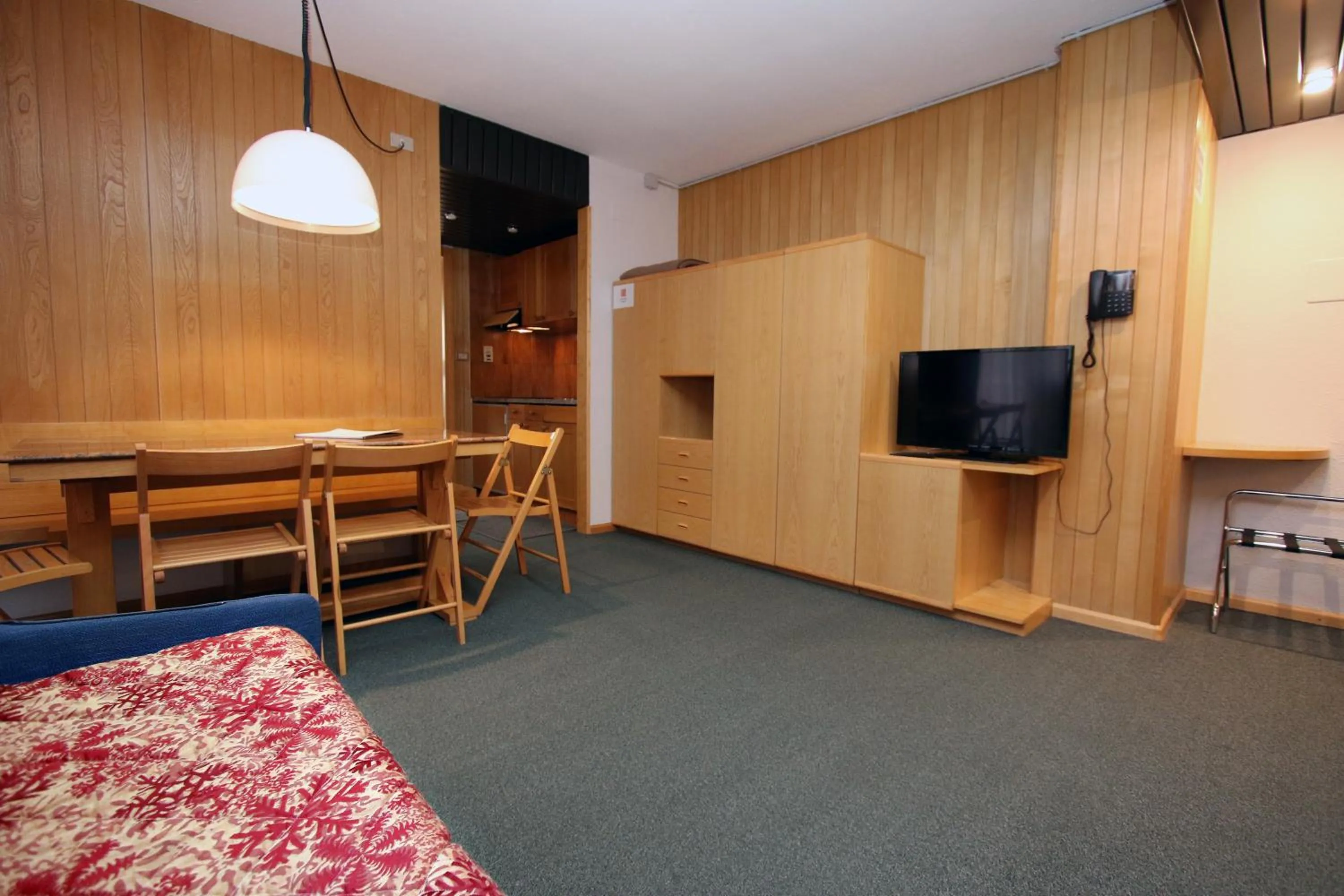 Two-Bedroom Apartment (6 Adults) in Residence Les Coupoles
