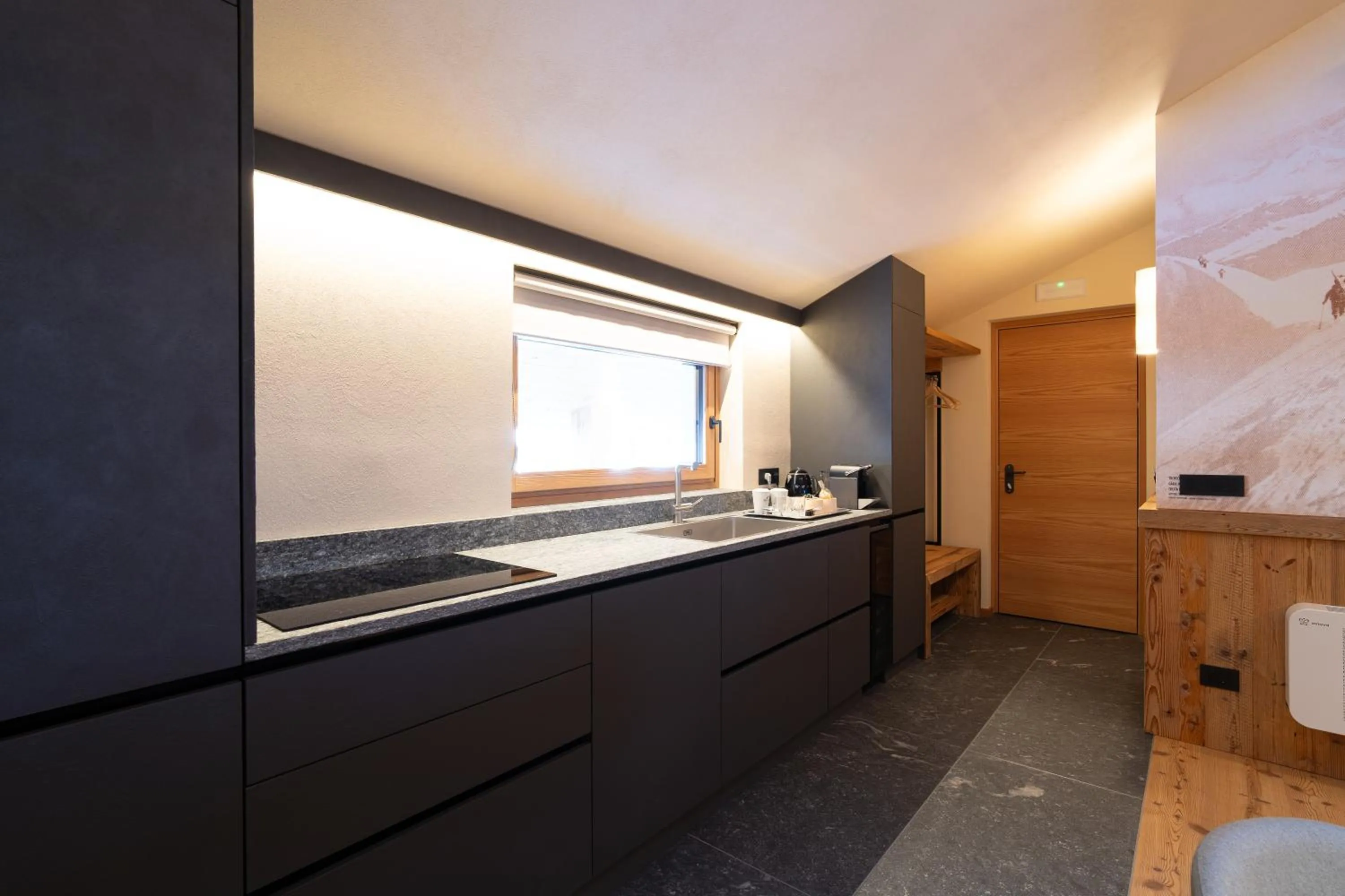 Kitchen or kitchenette in Breithorn Lodge