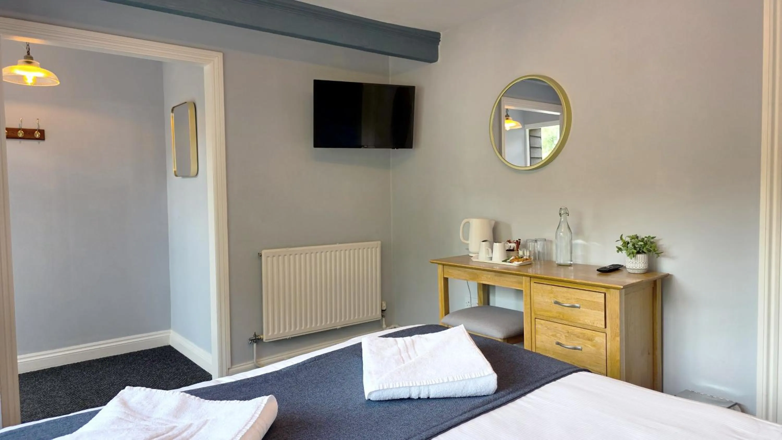 Bed in Lakeview Manor