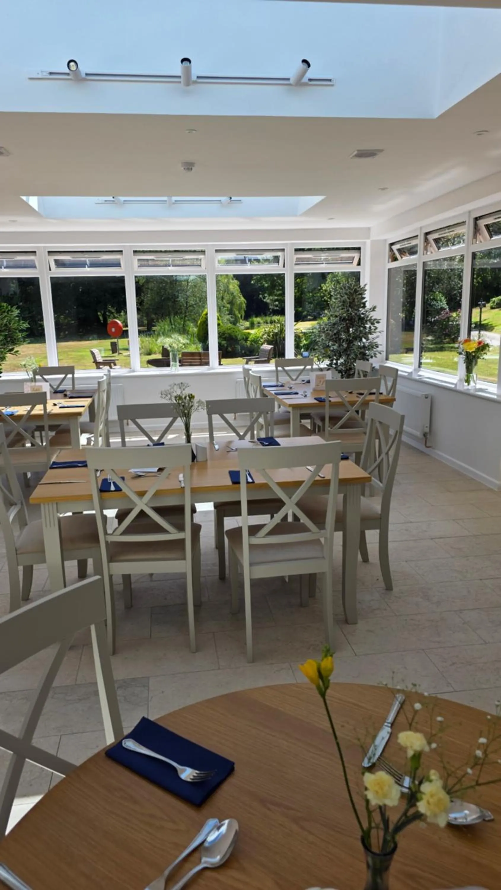 Dining area in Lakeview Manor