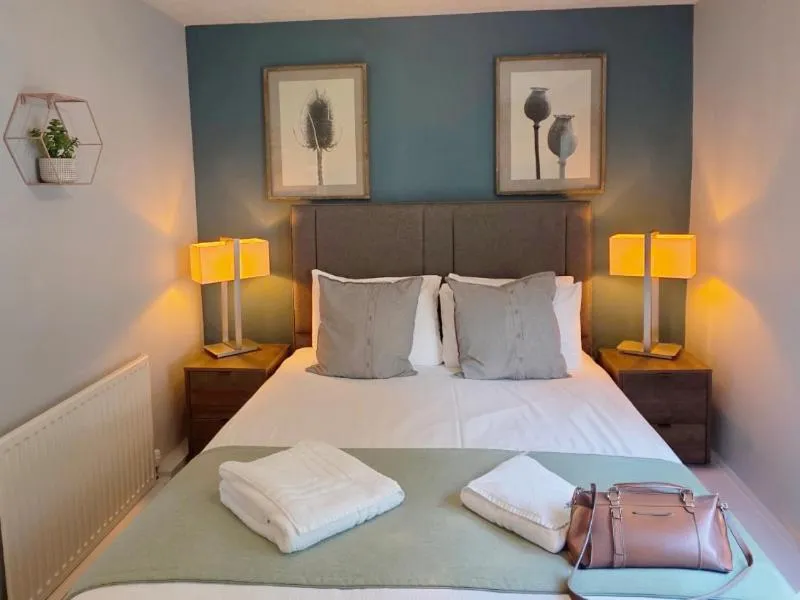 Bed in Lakeview Manor