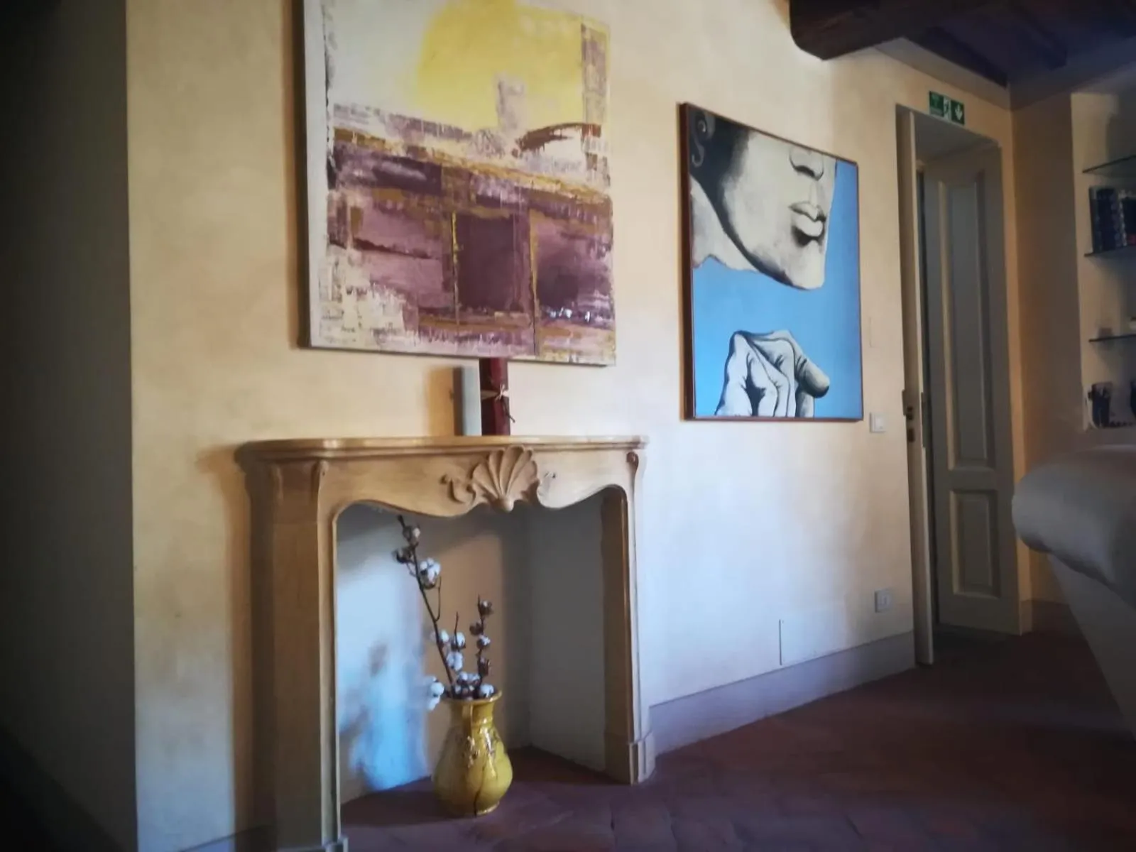 Decorative detail in B&B Art