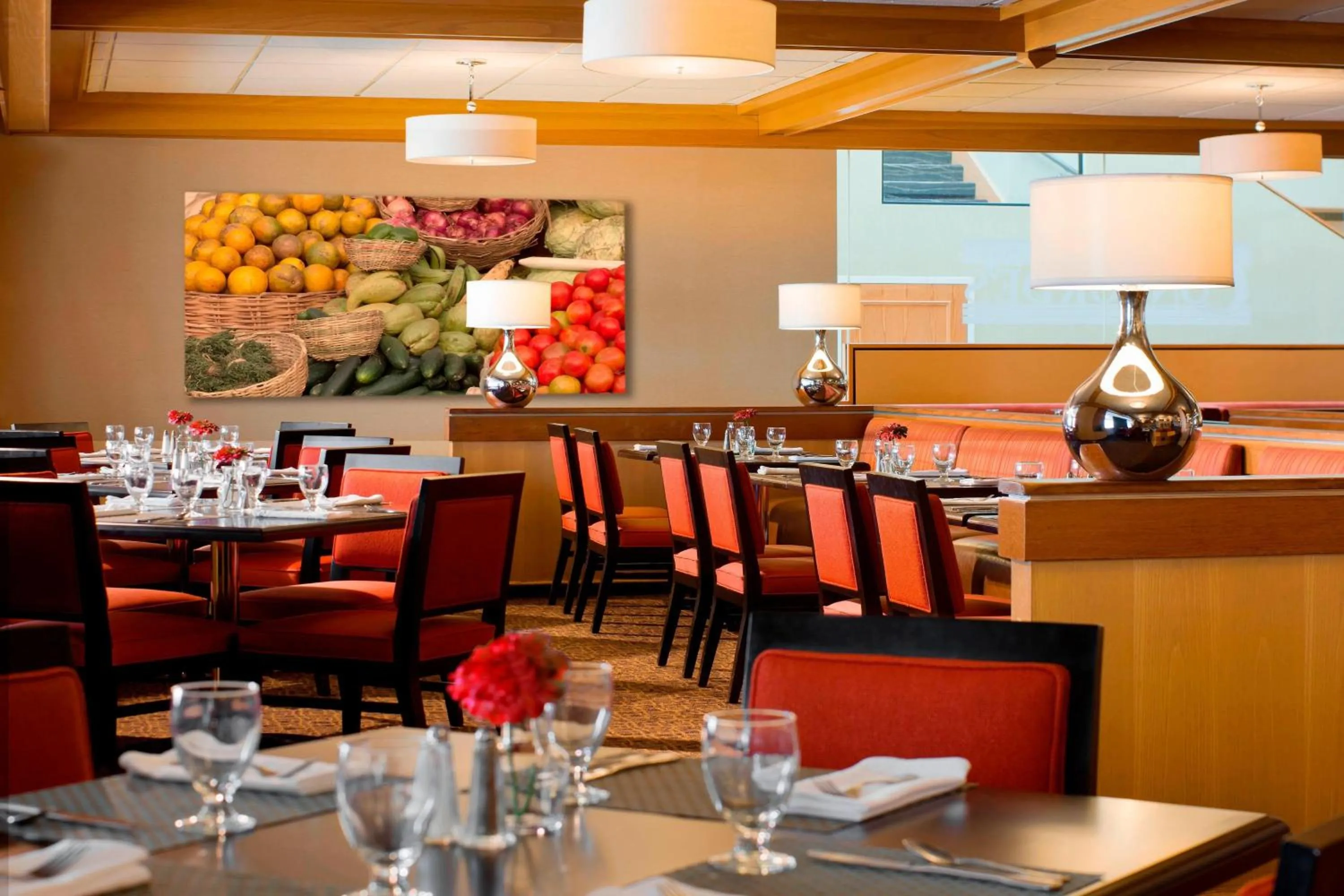 Restaurant/places to eat in Sheraton Hartford Hotel at Bradley Airport