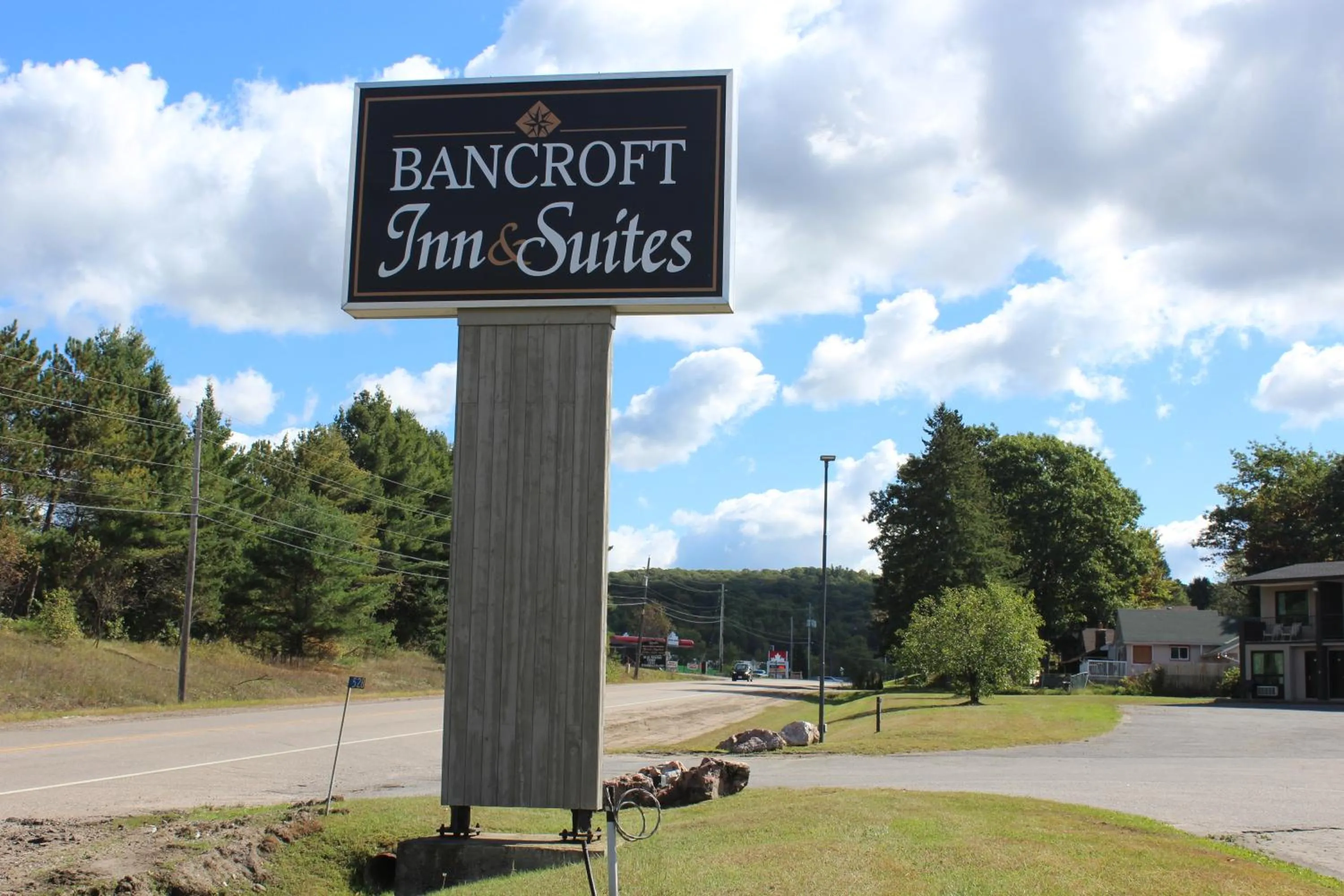 Logo/Certificate/Sign in Bancroft Inn & Suites