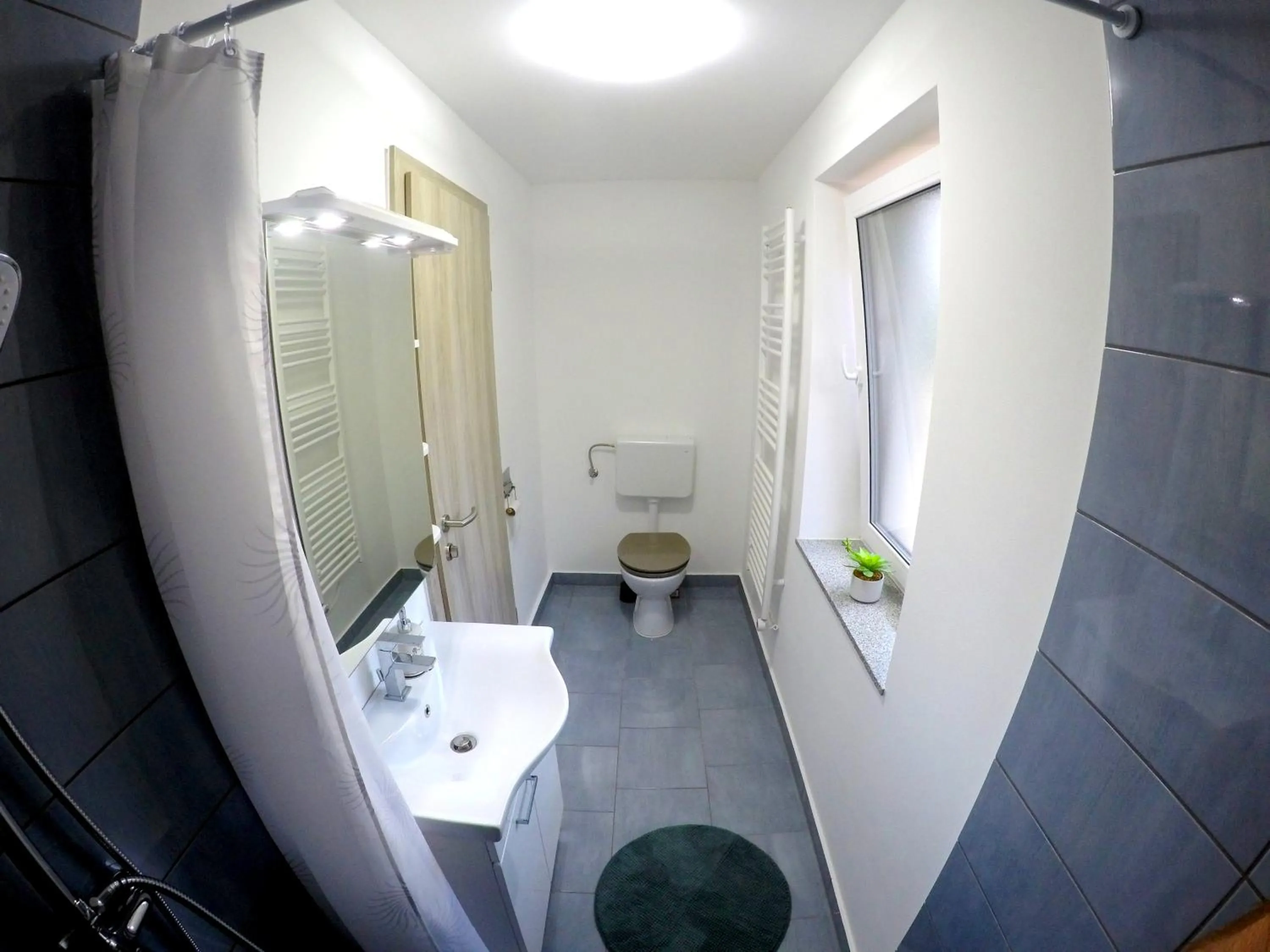 Bathroom in The Jungle Apartments and Rooms (Vila Džungla)