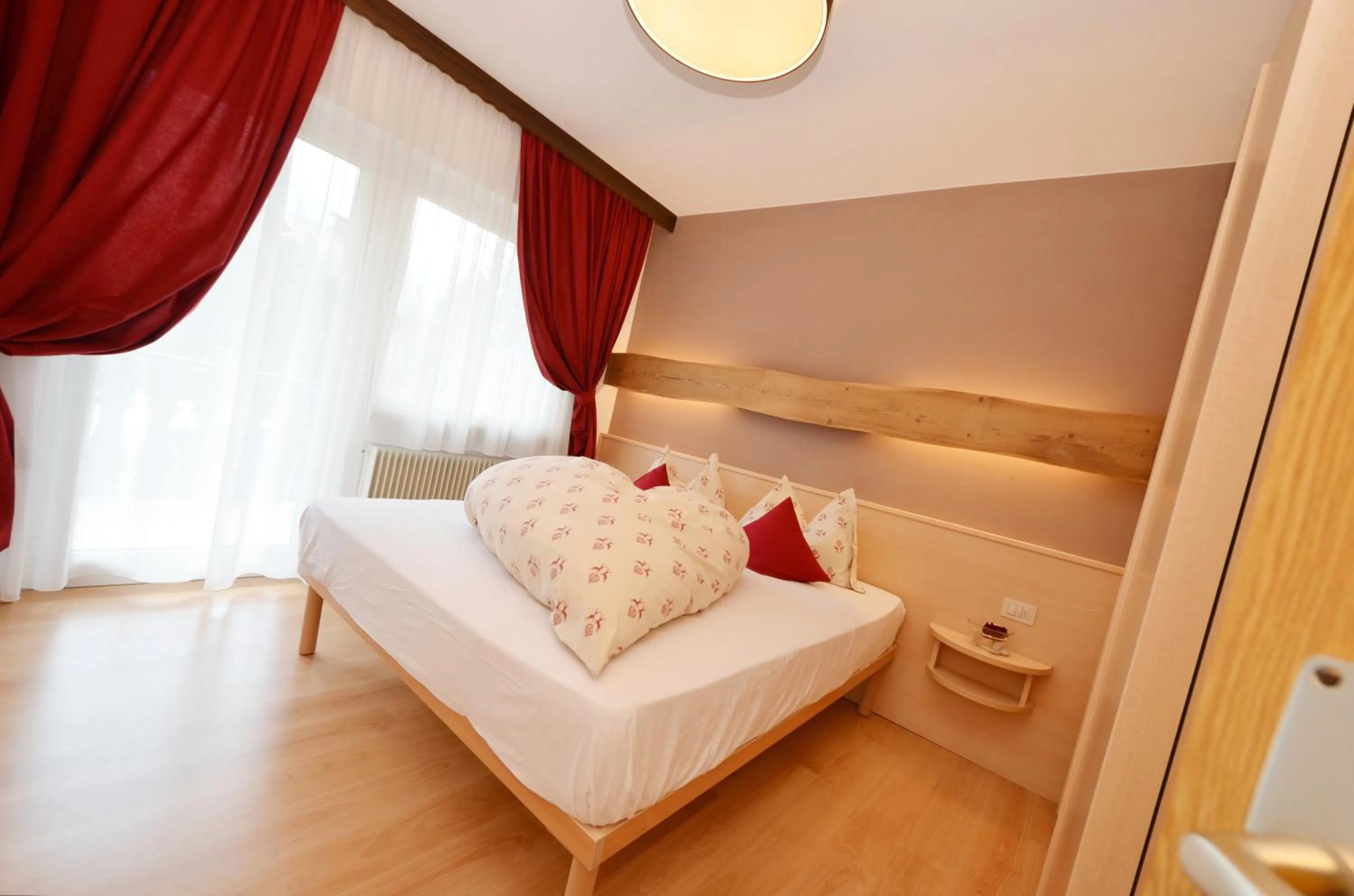 Bed in Mason La Zondra