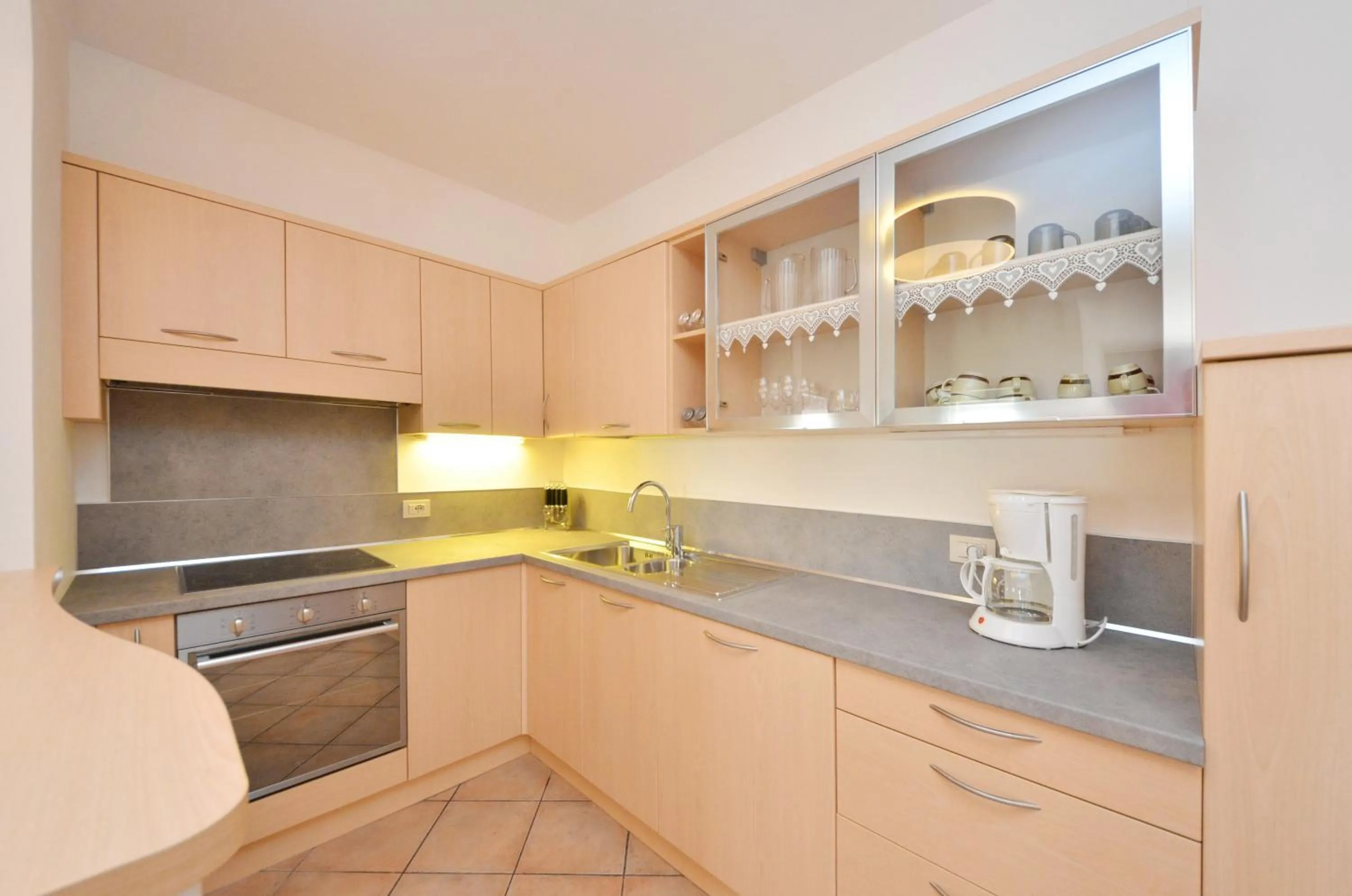 Kitchen or kitchenette in Mason La Zondra