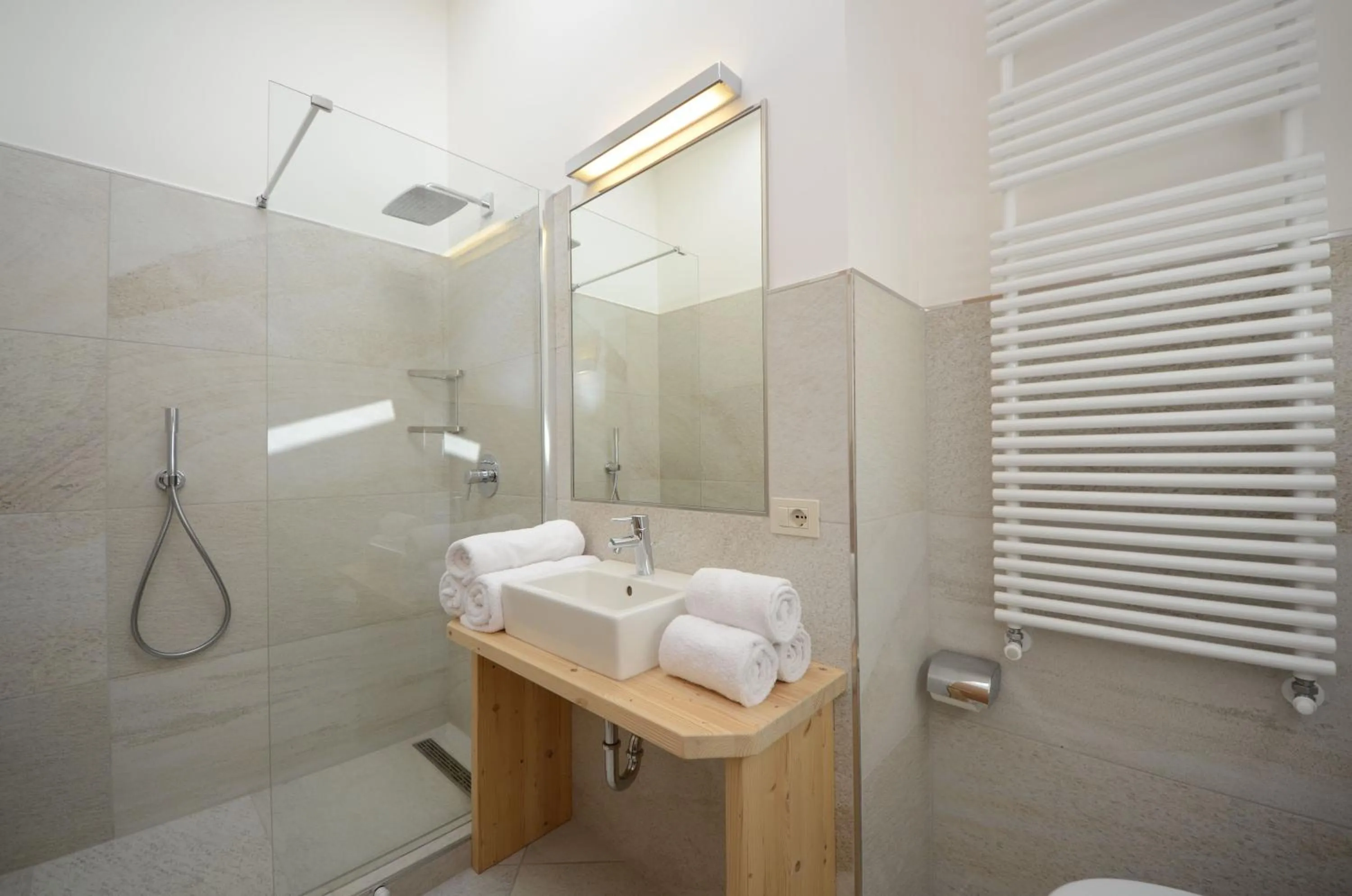 Bathroom in Mason La Zondra