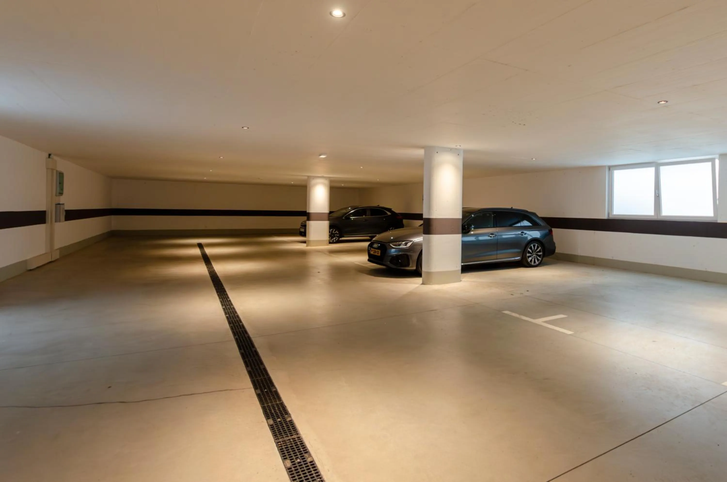 Parking in Mason La Zondra