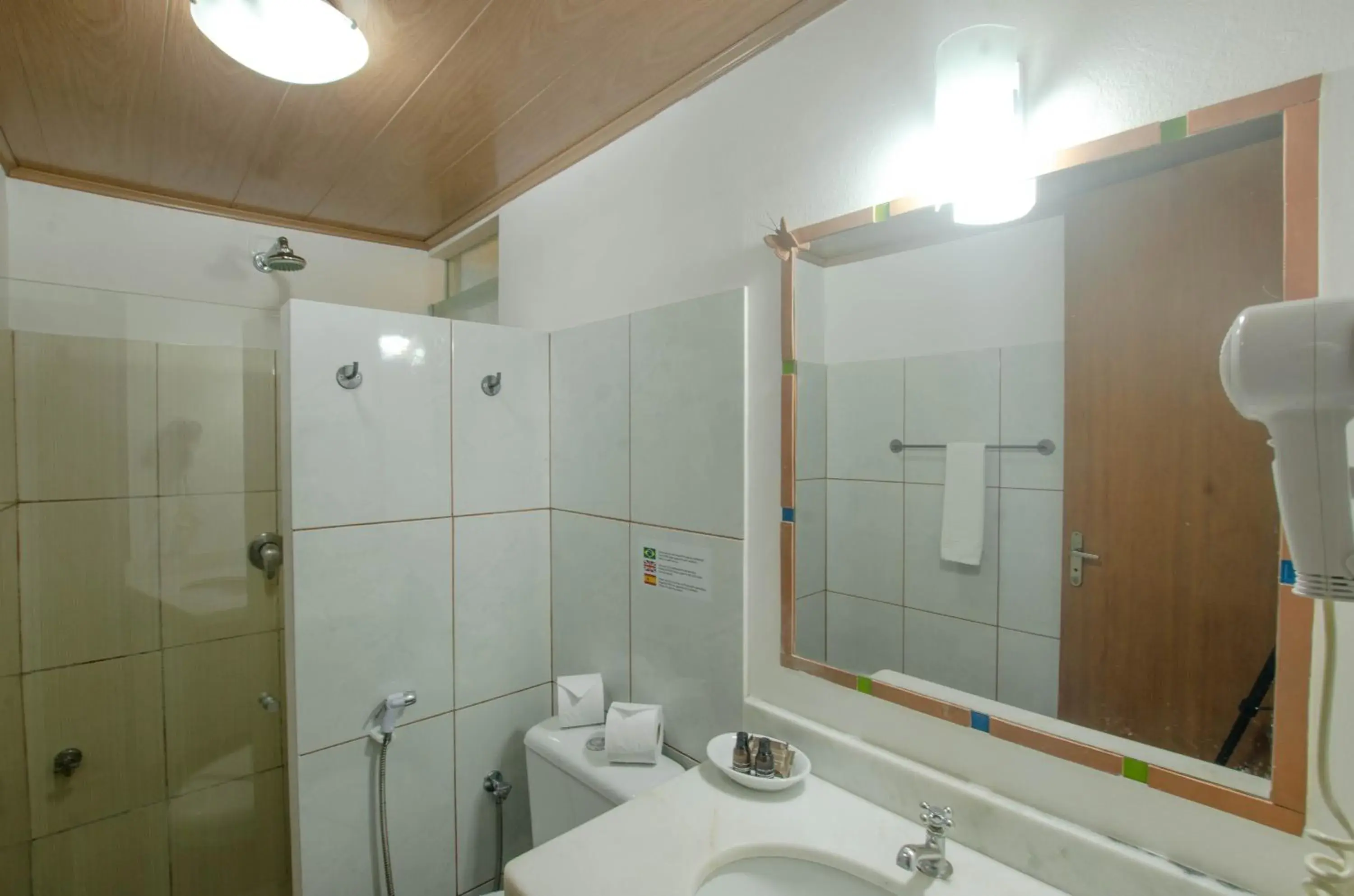 Standard Double Room in Pousada Borboleta Standard Double Room in Pousada Borboleta