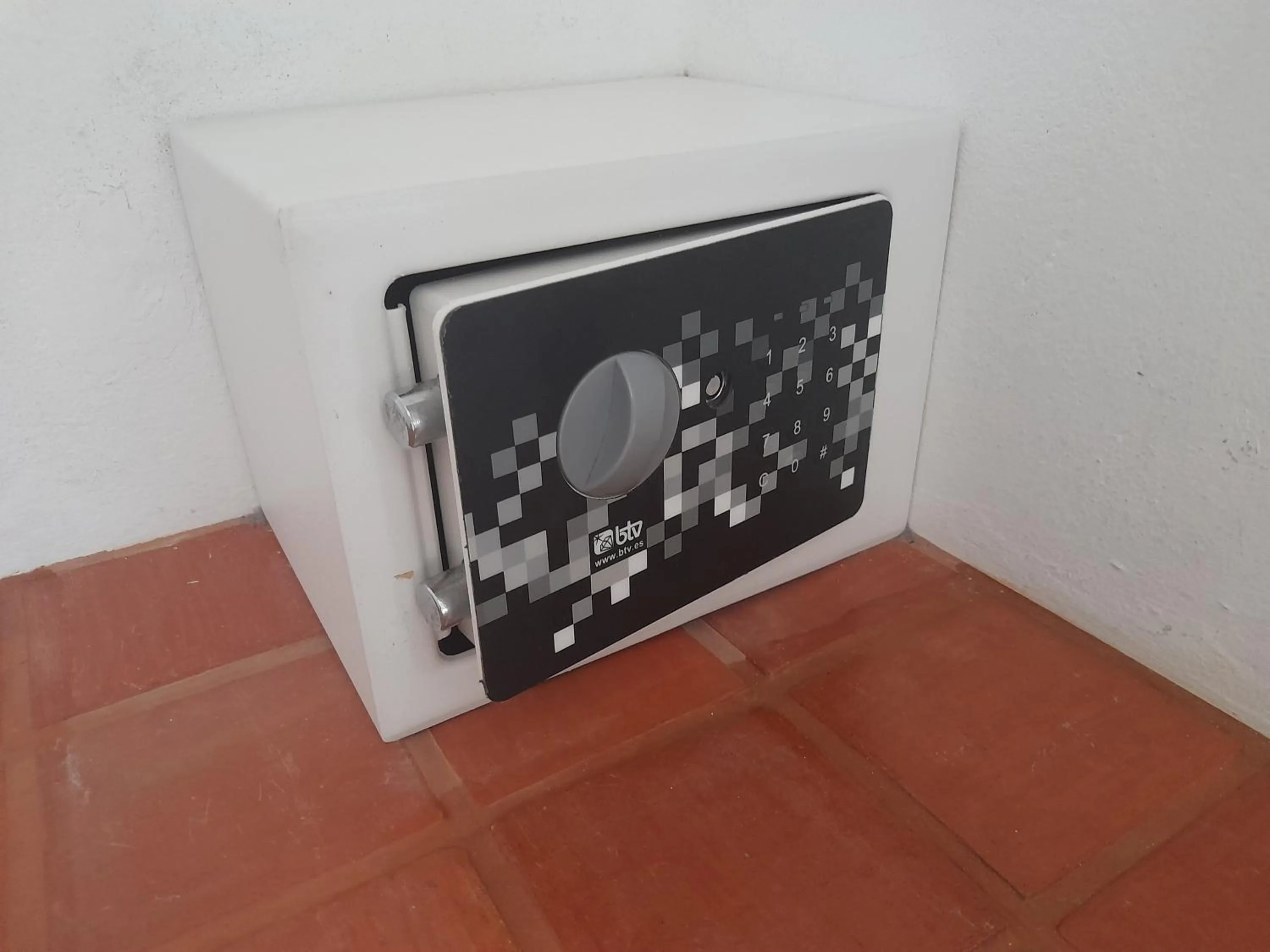 safe in Pousada Borboleta