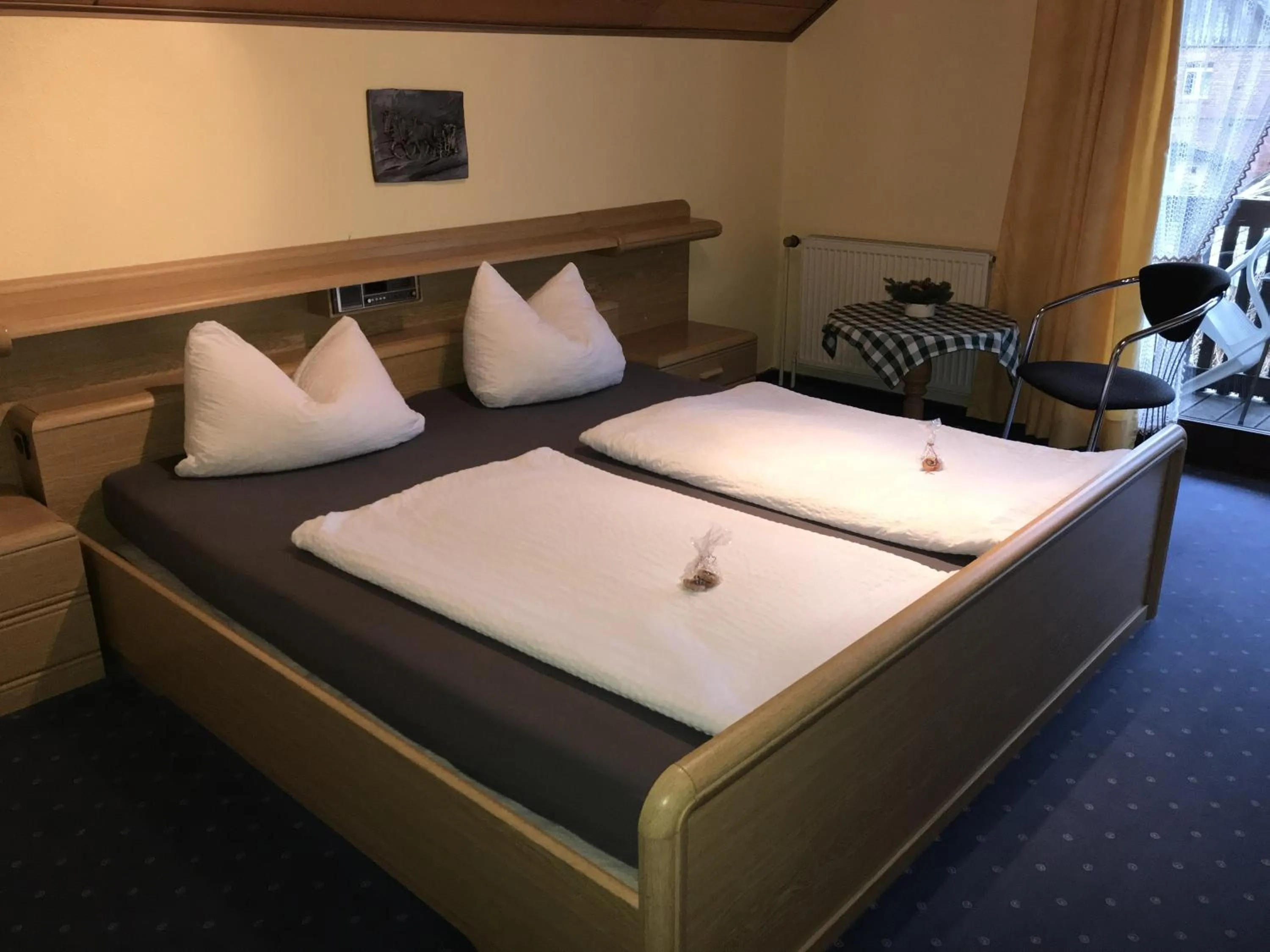 Photo of the whole room, Bed in Hotel Hoxter Am Jakobsweg