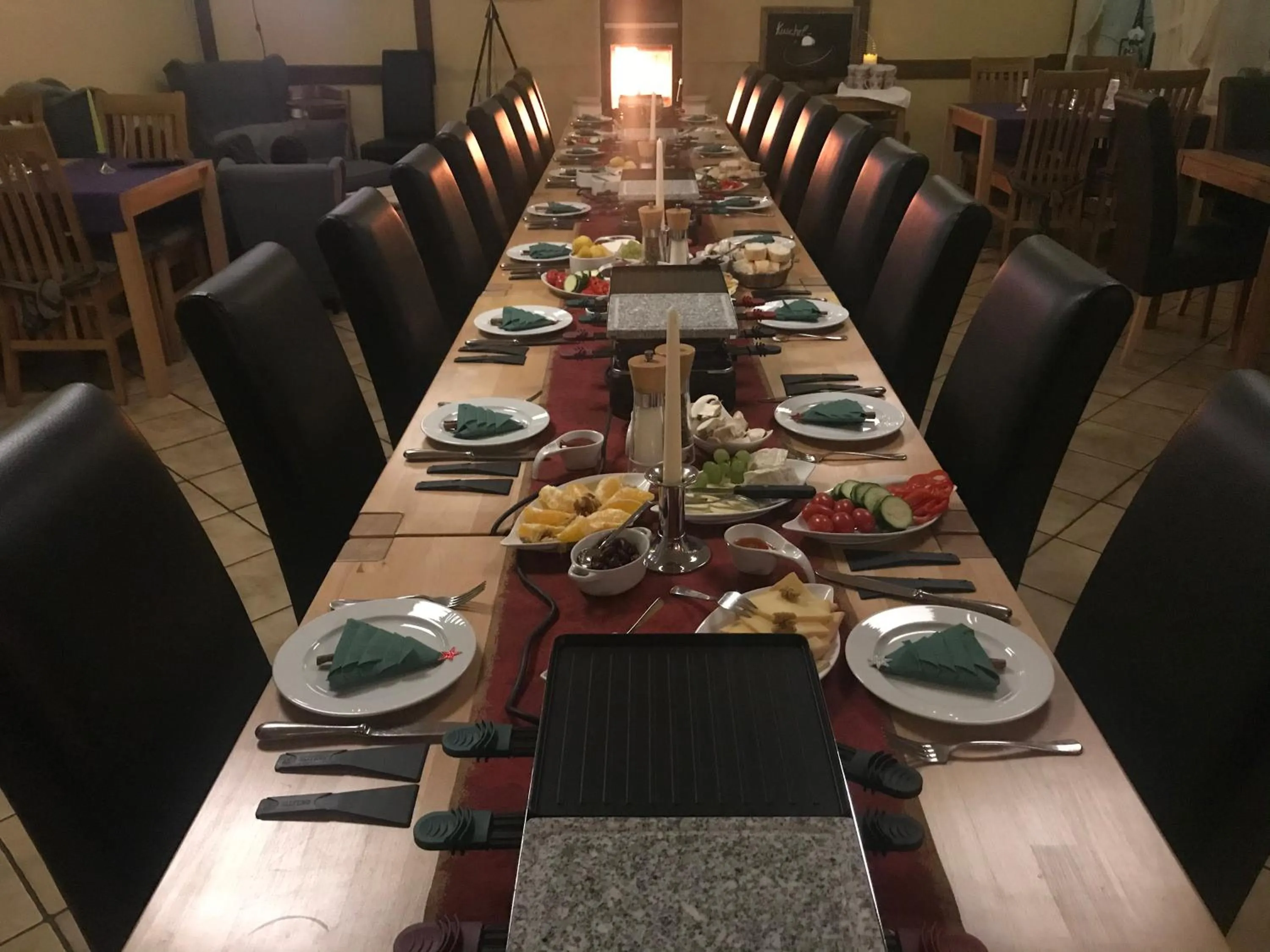 Restaurant/places to eat in Hotel Hoxter Am Jakobsweg