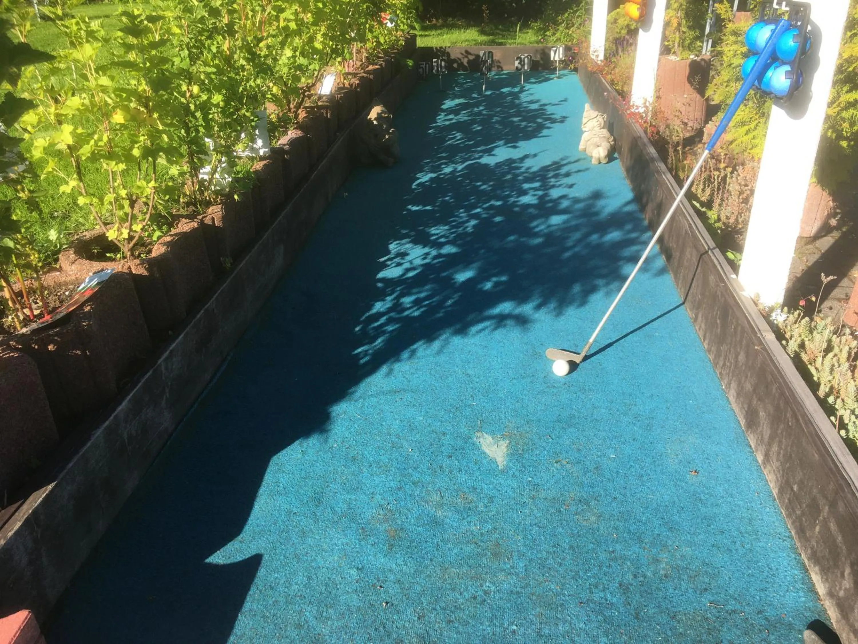 Garden view in Hotel Hoxter Am Jakobsweg