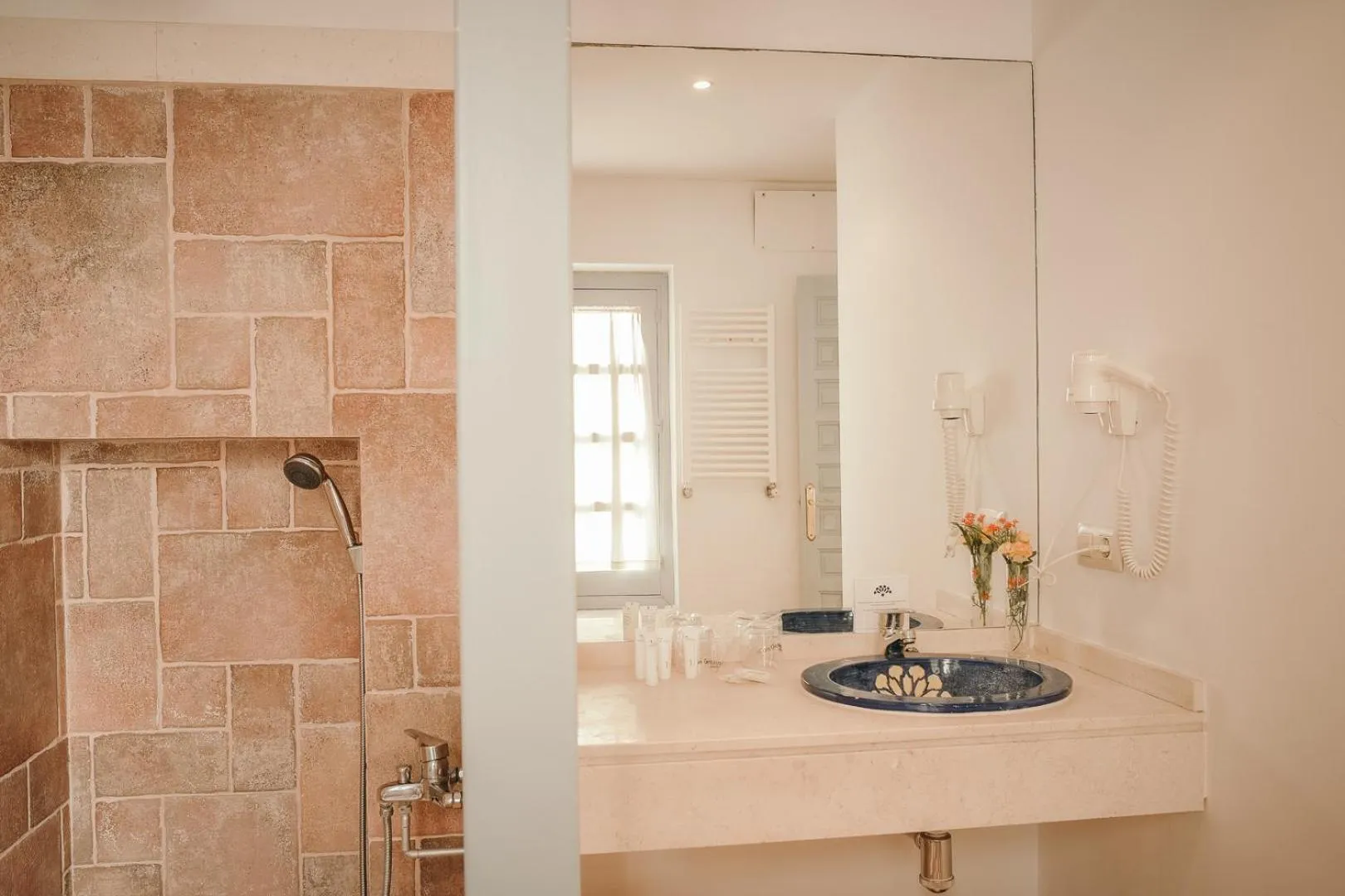 Bathroom in Apartamentos Boutique Vida