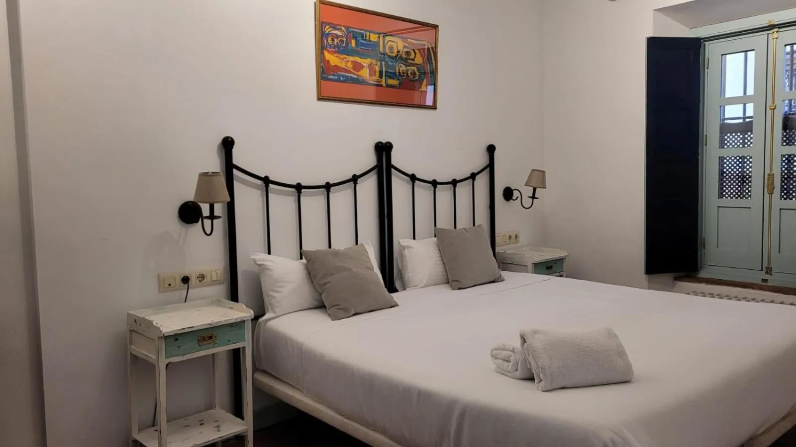 Bedroom, Bed in Apartamentos Boutique Vida