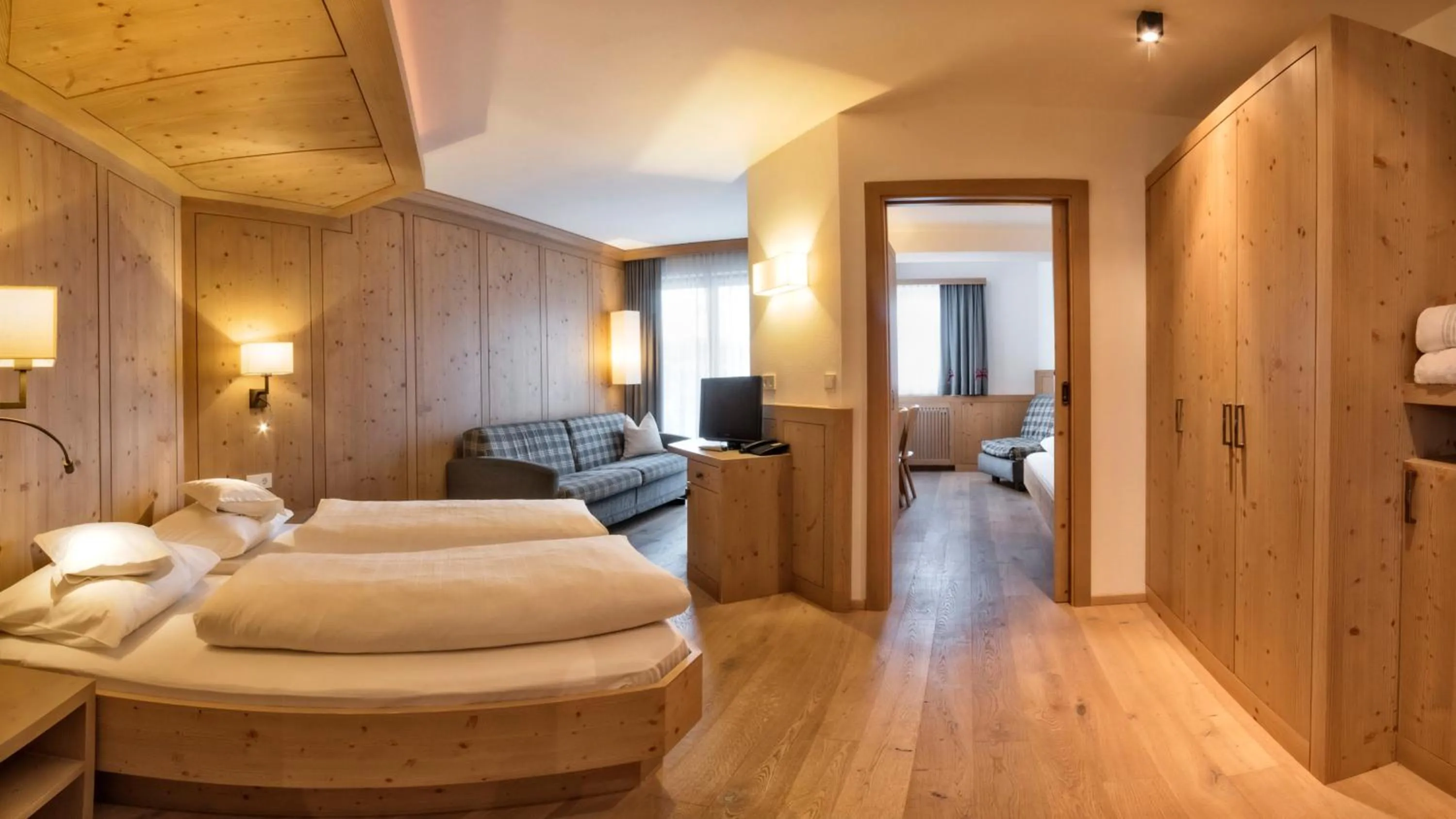 Photo of the whole room, Bed in Hotel Villa Monica