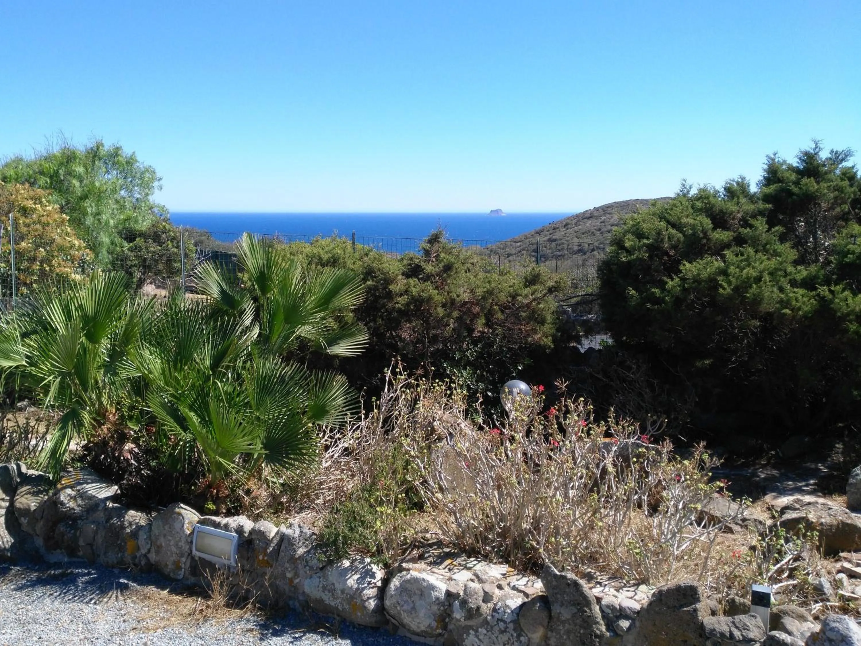 Sea view in B&B Glamping Semaforo Capo Sperone