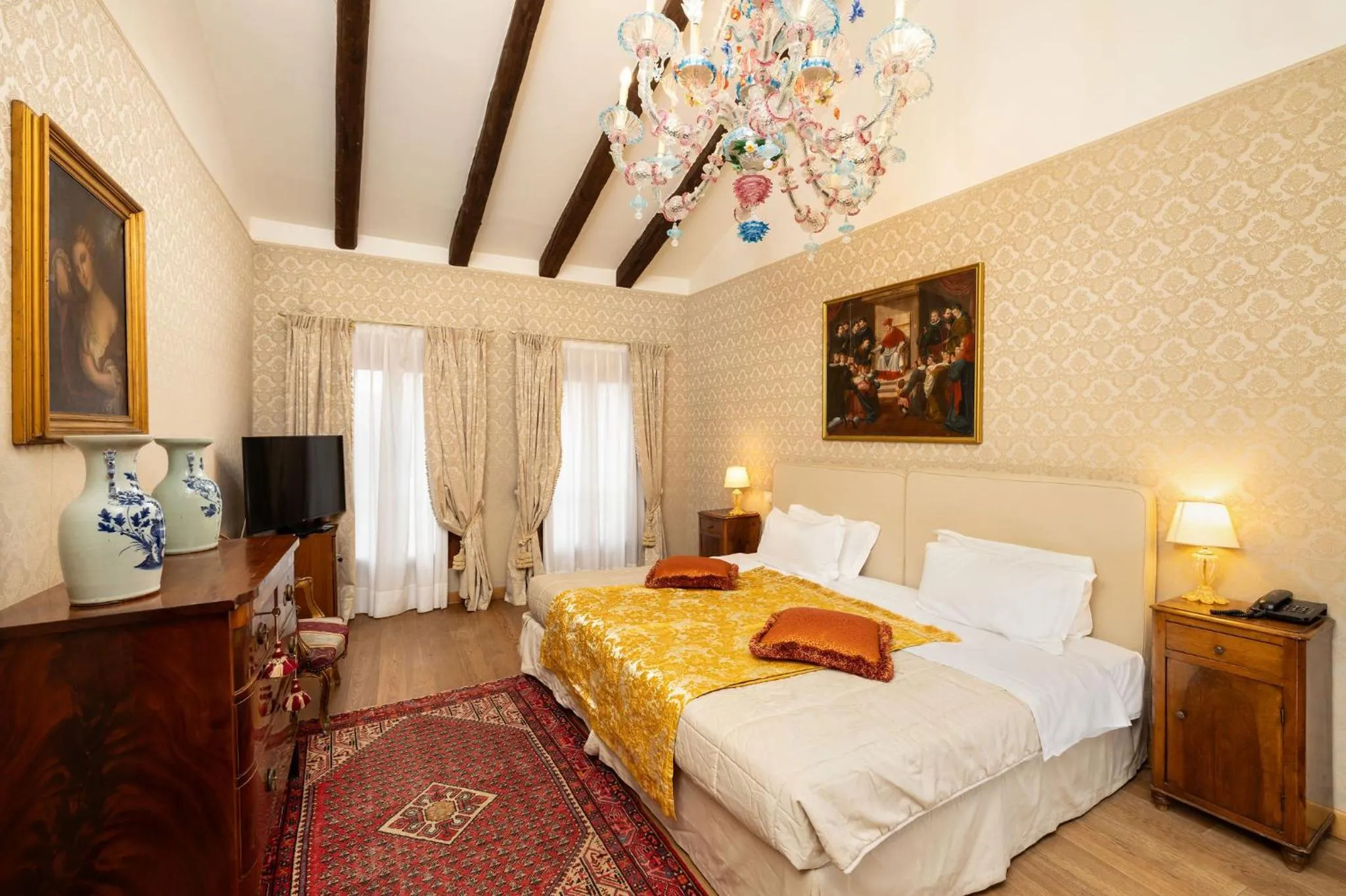 Photo of the whole room, Bed in Relais Alberti