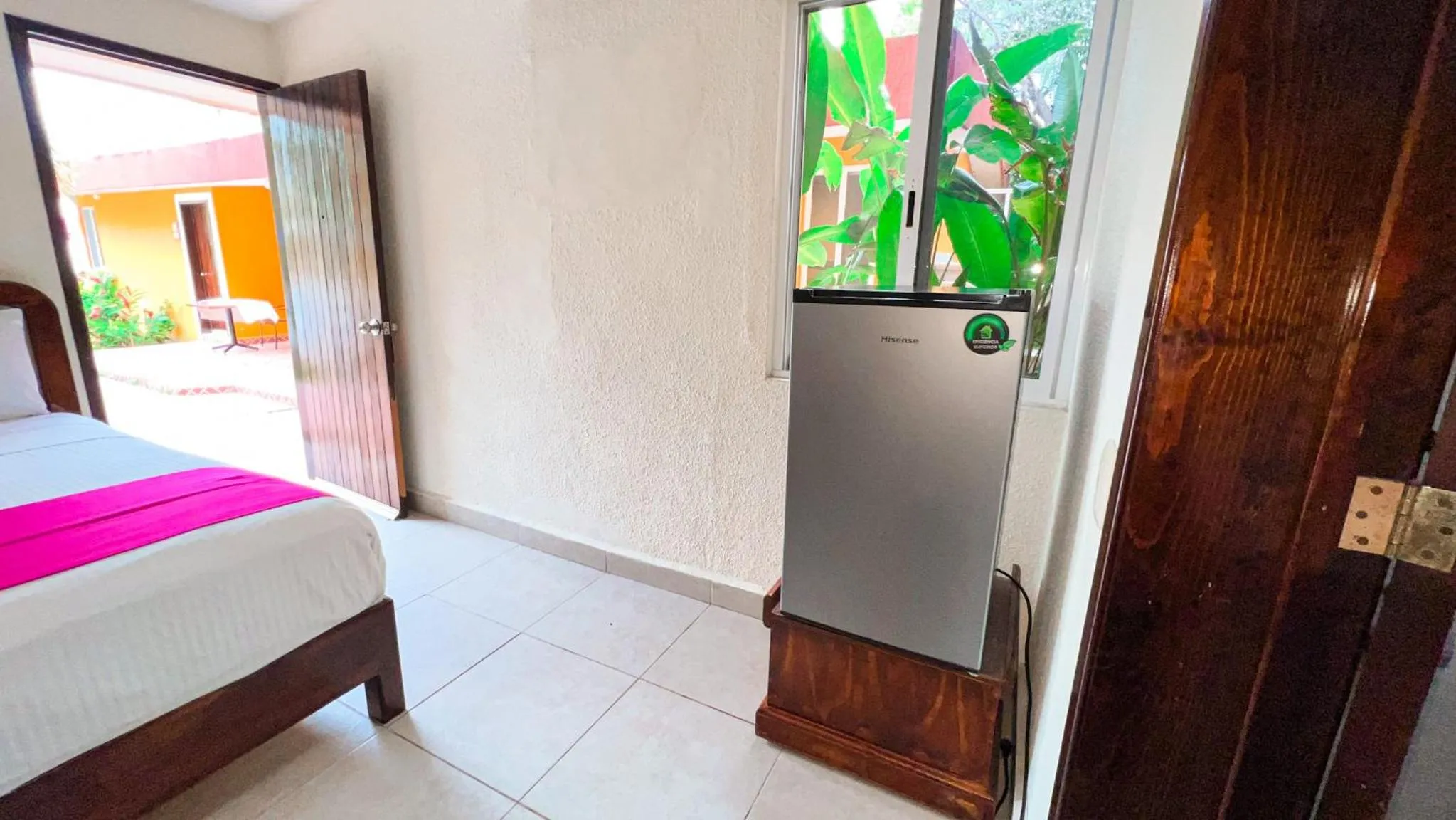 Photo of the whole room, Bed in Hotel Caribe