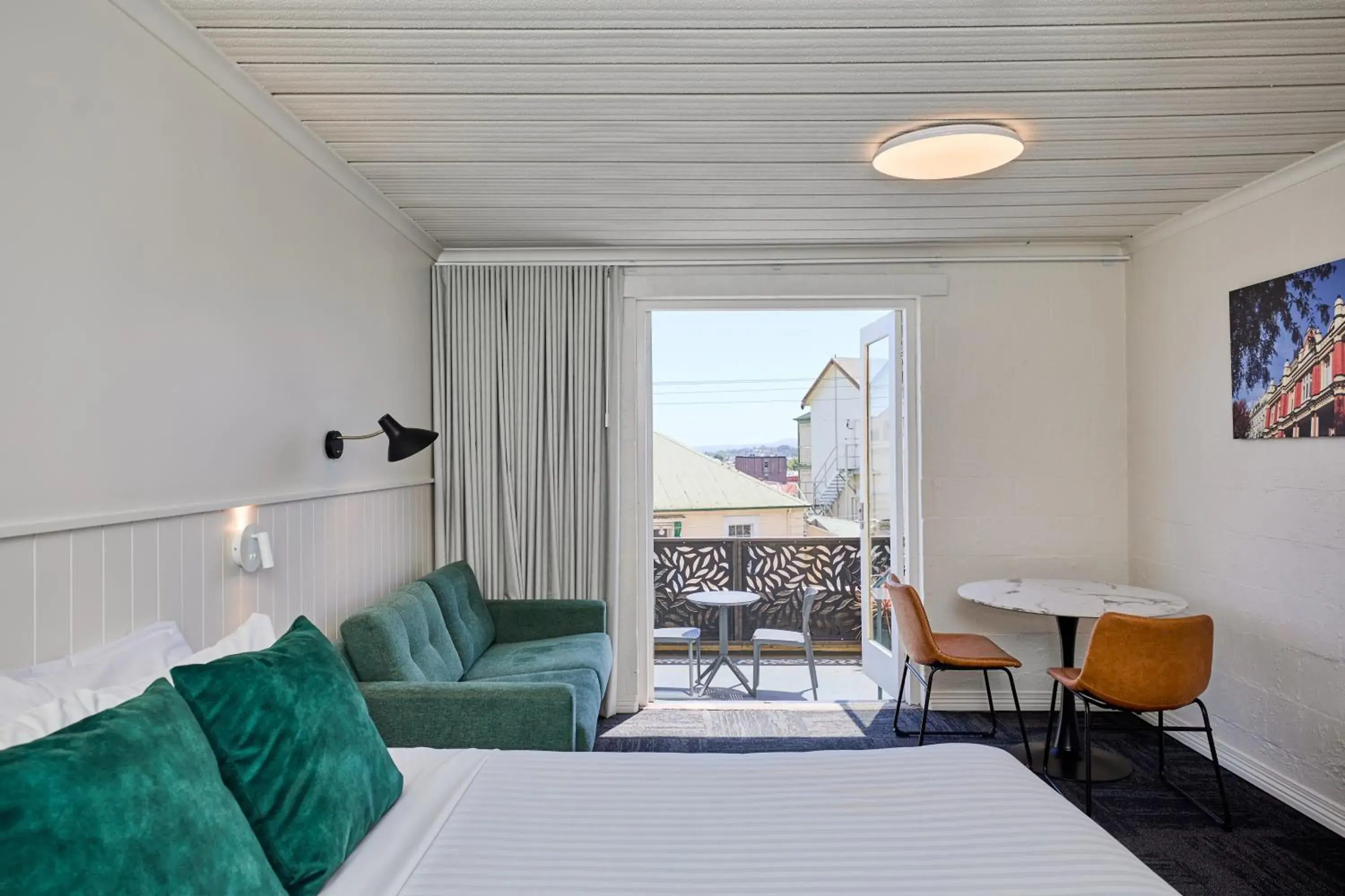 Patio, Bed in Balmoral On York Patio, Bed in Balmoral On York