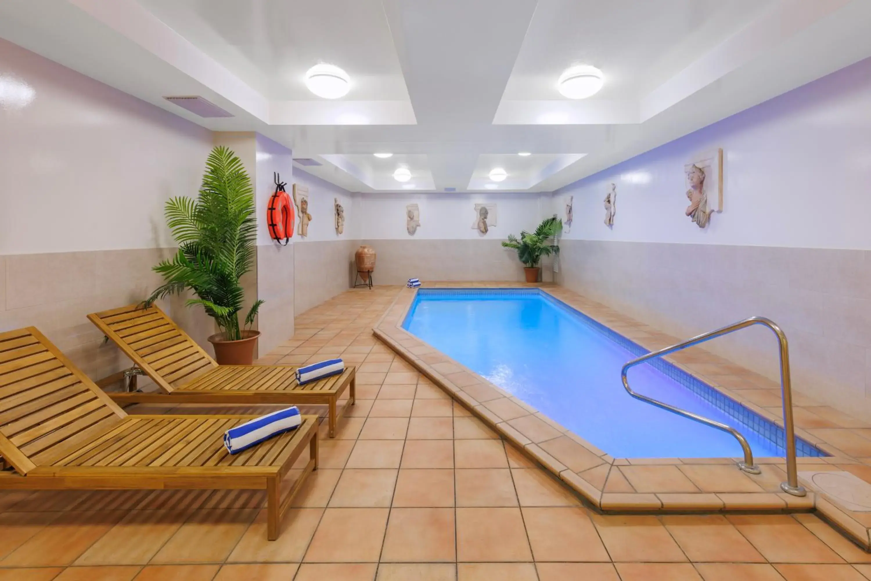 Swimming pool in The Chancellor on Currie Swimming pool in The Chancellor on Currie