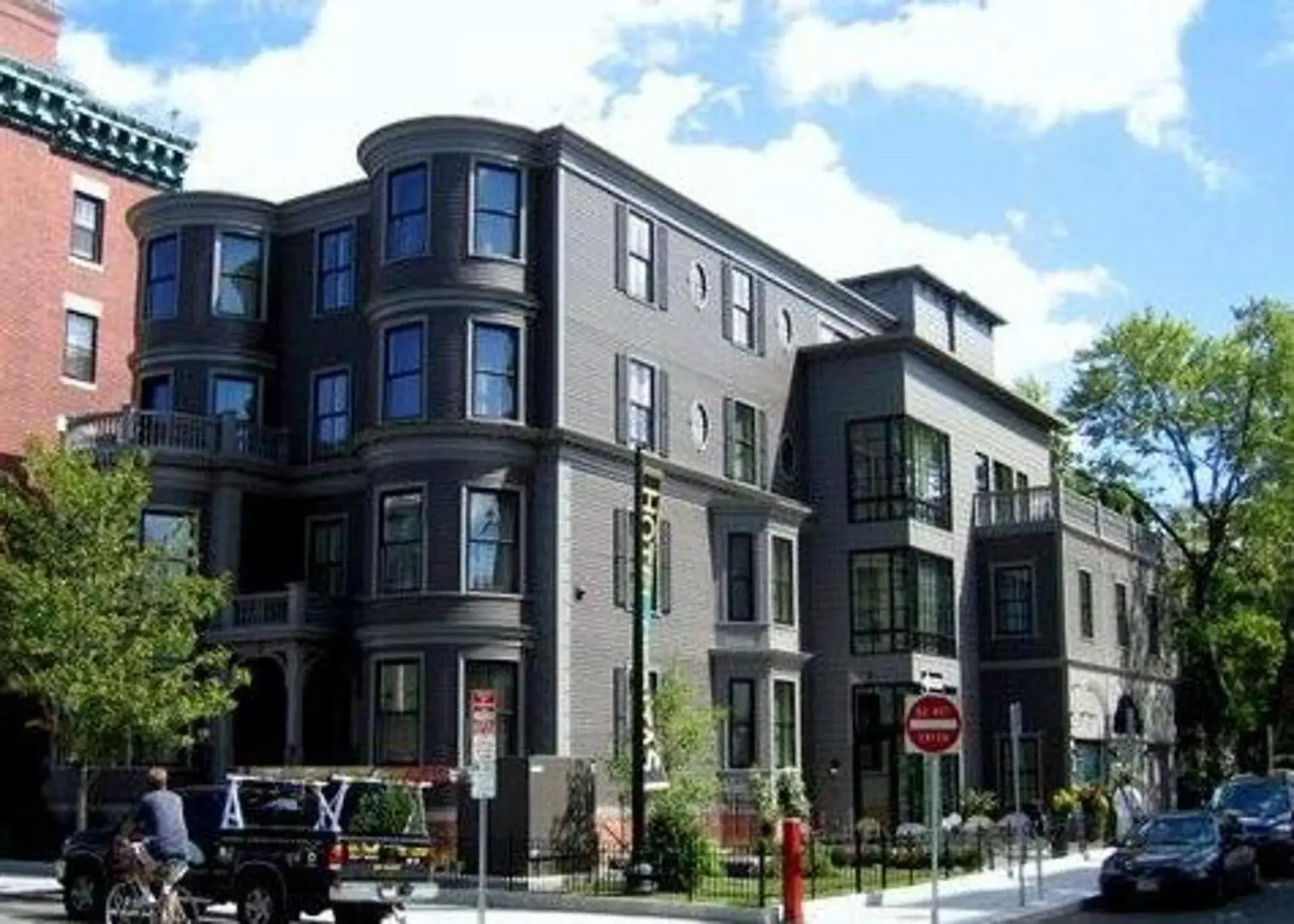 Facade/entrance in Hotel Veritas Facade/entrance in Hotel Veritas